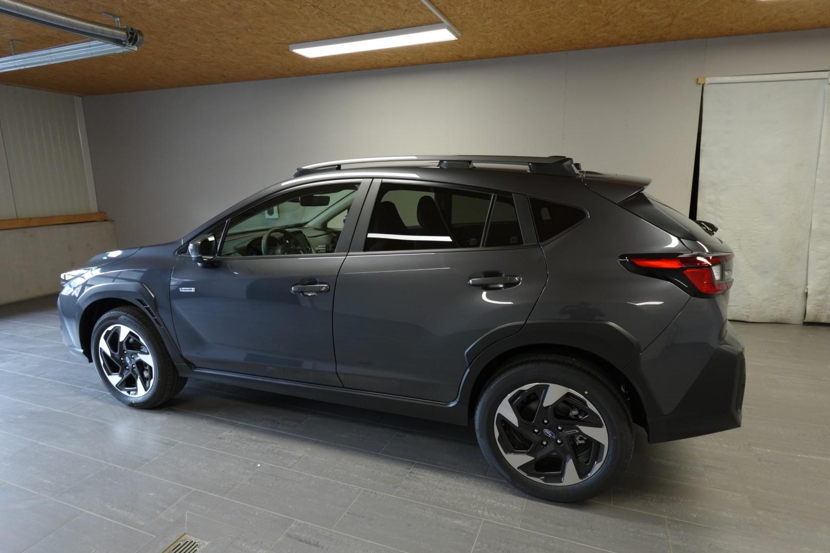 SUBARU Crosstrek 2.0i e-Boxer Swiss Plus-image-12