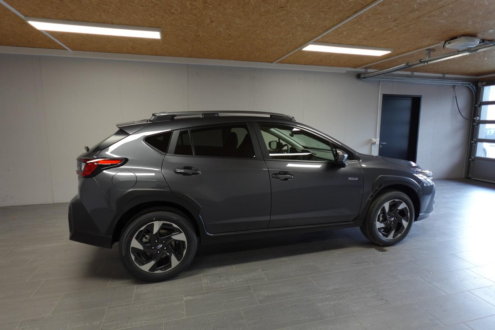 SUBARU Crosstrek 2.0i e-Boxer Swiss Plus-image-6