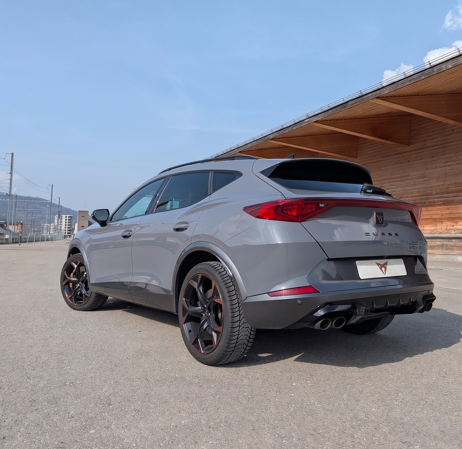 CUPRA 2.0 TSI VZ 4Drive DSG-image-1