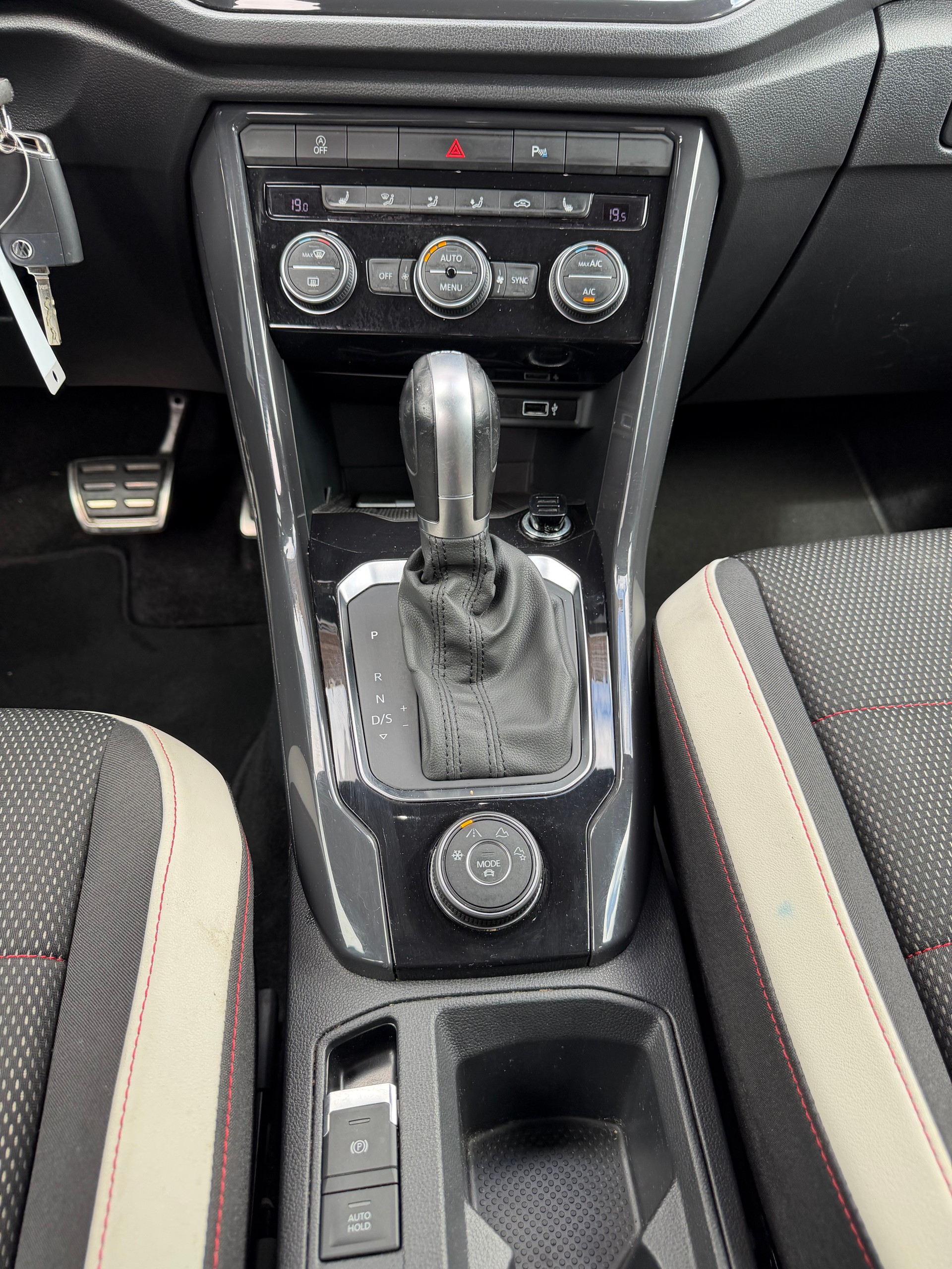 VW T-Roc 2.0 TDI SCR Sport DSG 4Motion-image-10