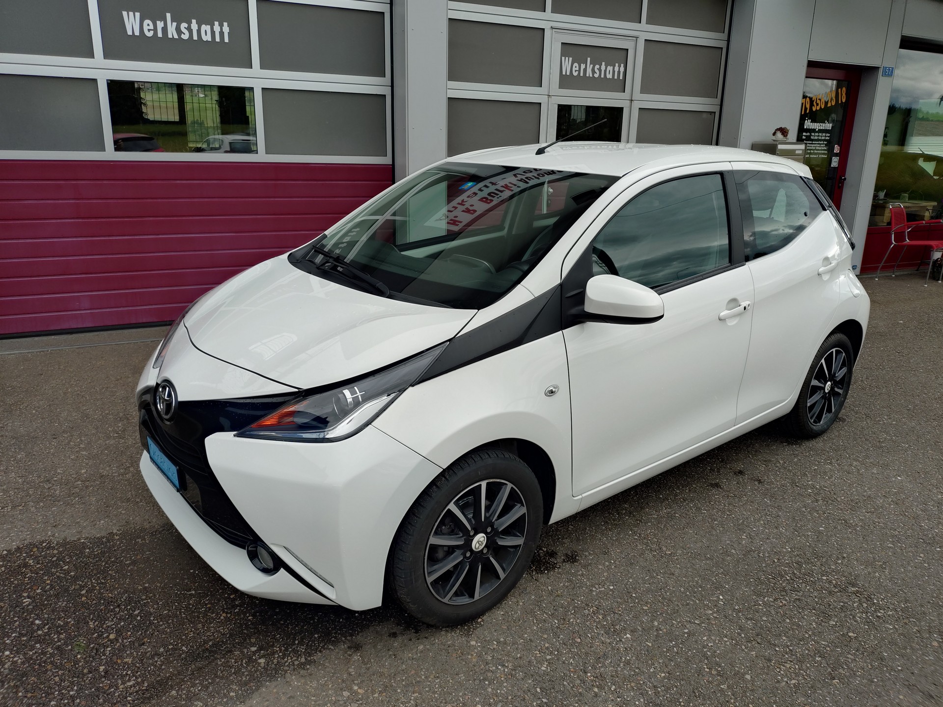 TOYOTA Aygo 1.0 VVT-i Trend-image-1