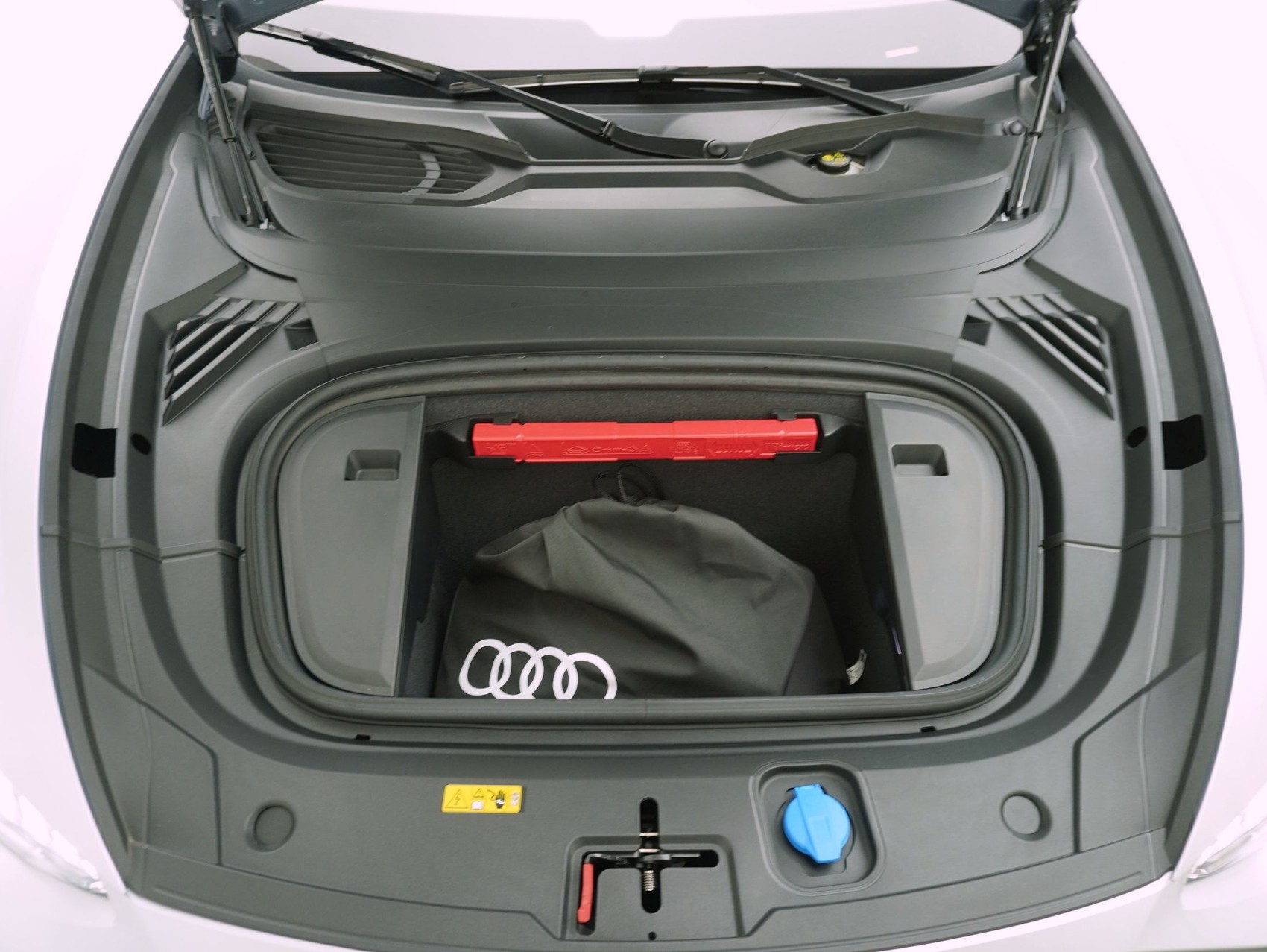AUDI e-tron GT RS quattro performance **Audi Werksgarantie bis 10/2030**-image-6