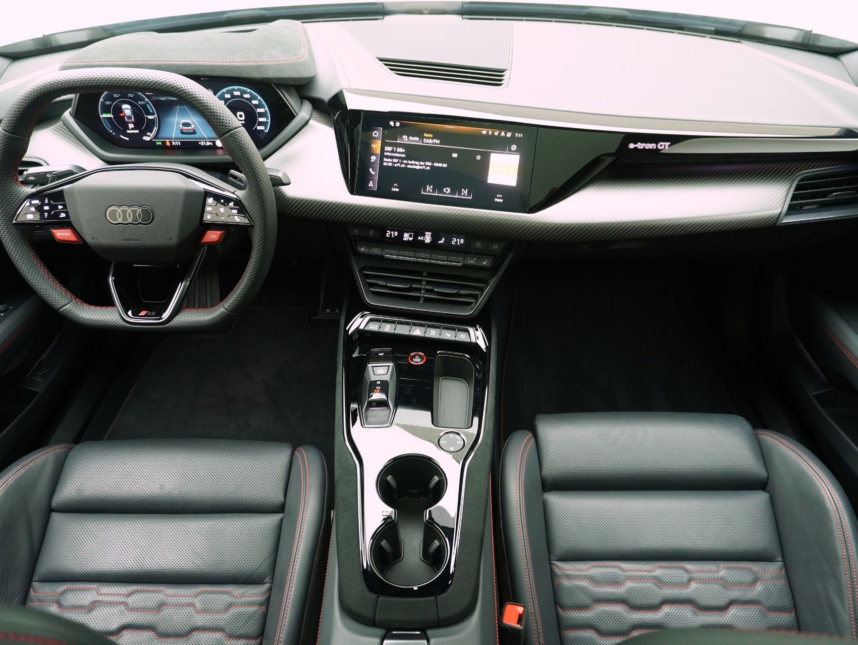 AUDI e-tron GT RS quattro performance **Audi Werksgarantie bis 10/2030**-image-17