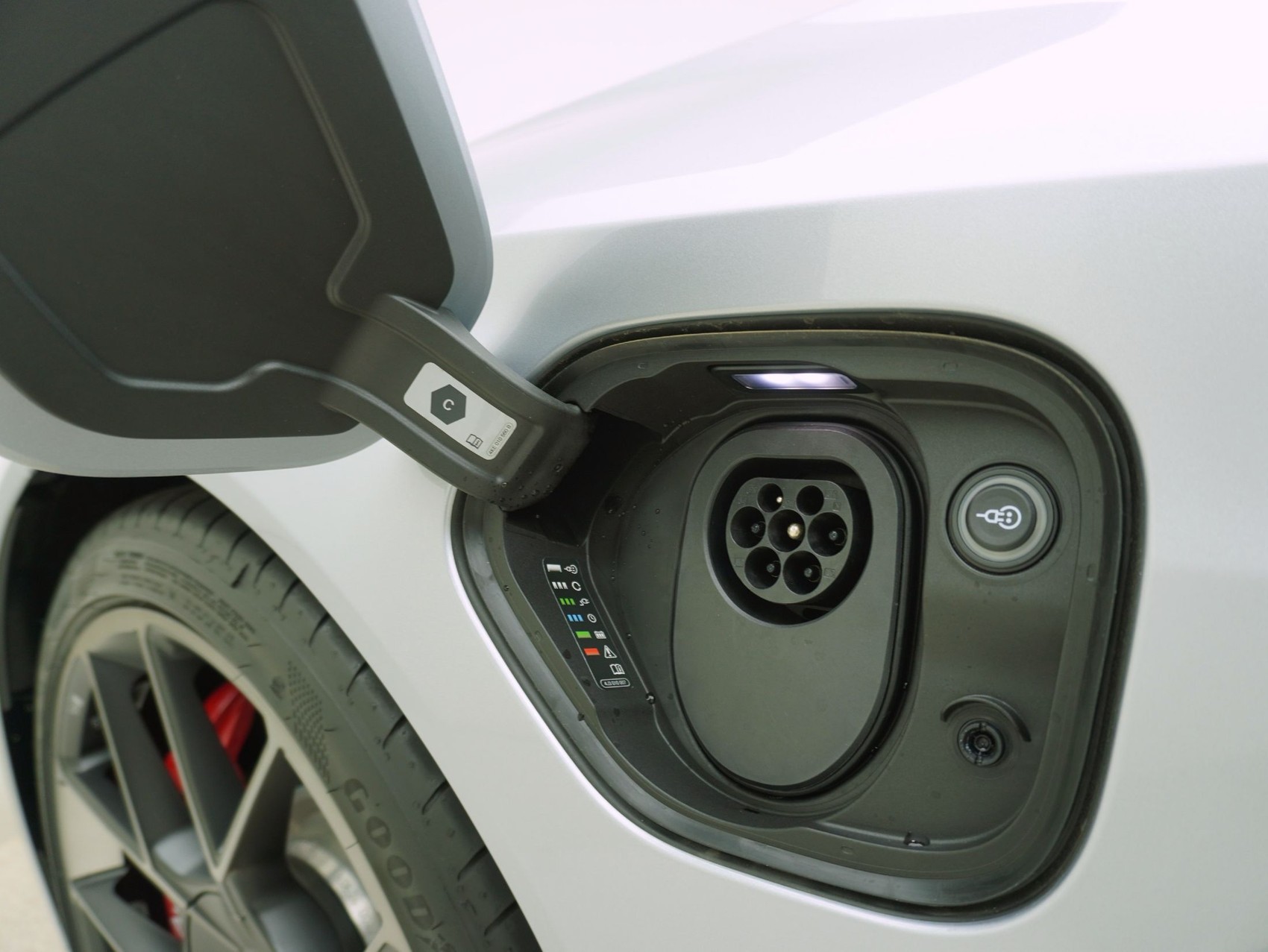 AUDI e-tron GT RS quattro performance **Audi Werksgarantie bis 10/2030**-image-2
