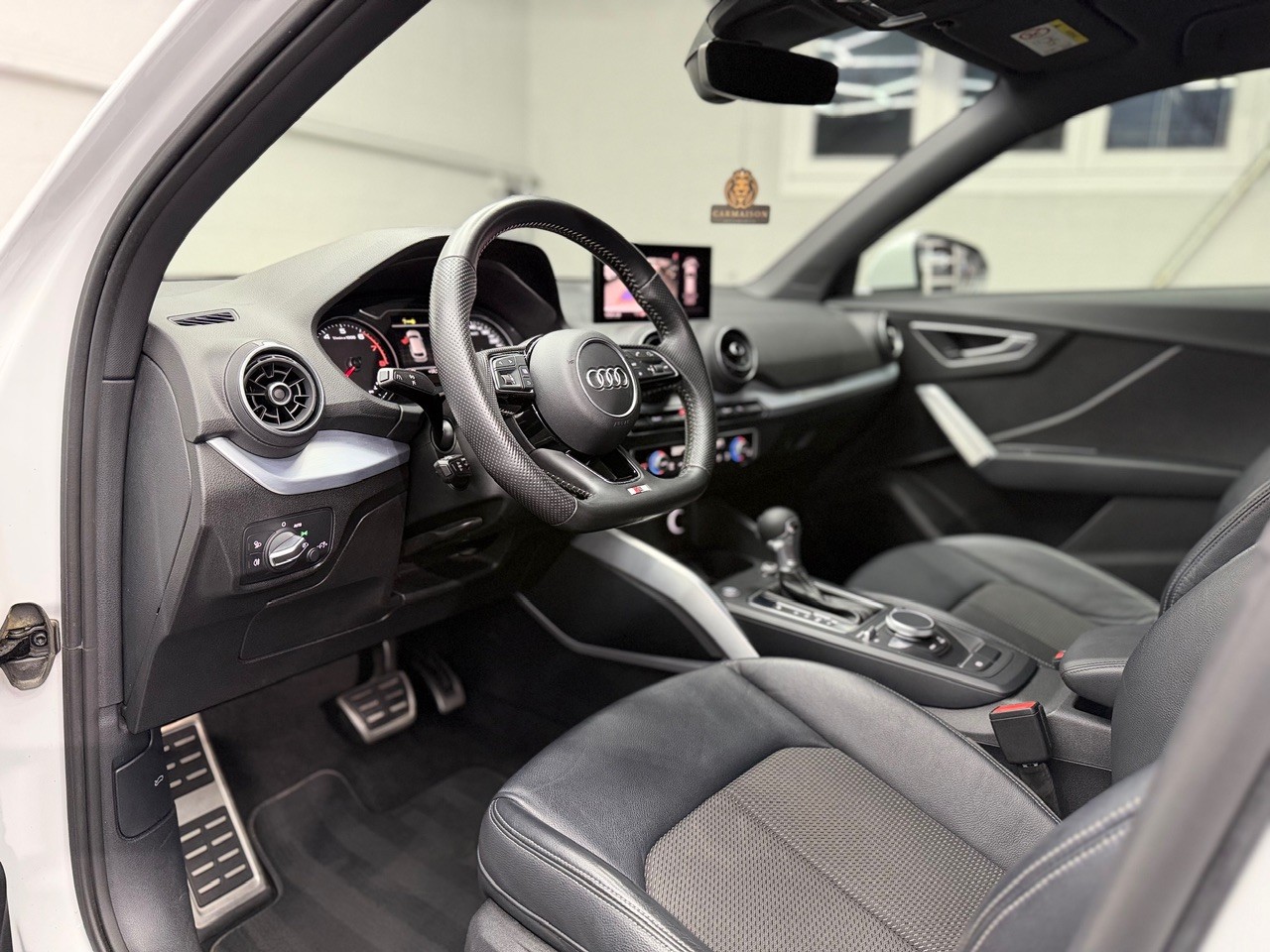 AUDI Q2 40 TFSI S Line quattro S-tronic | ACC | Rückfahrkamera | S-LINE Interieur & Exterieur-image-11