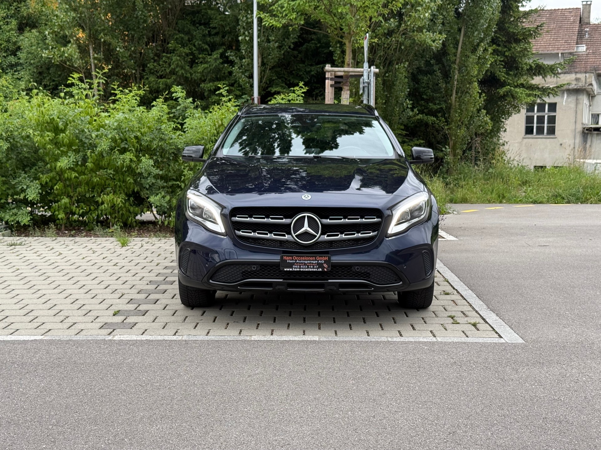 MERCEDES-BENZ GLA 200 Urban 7G-DCT-image-0