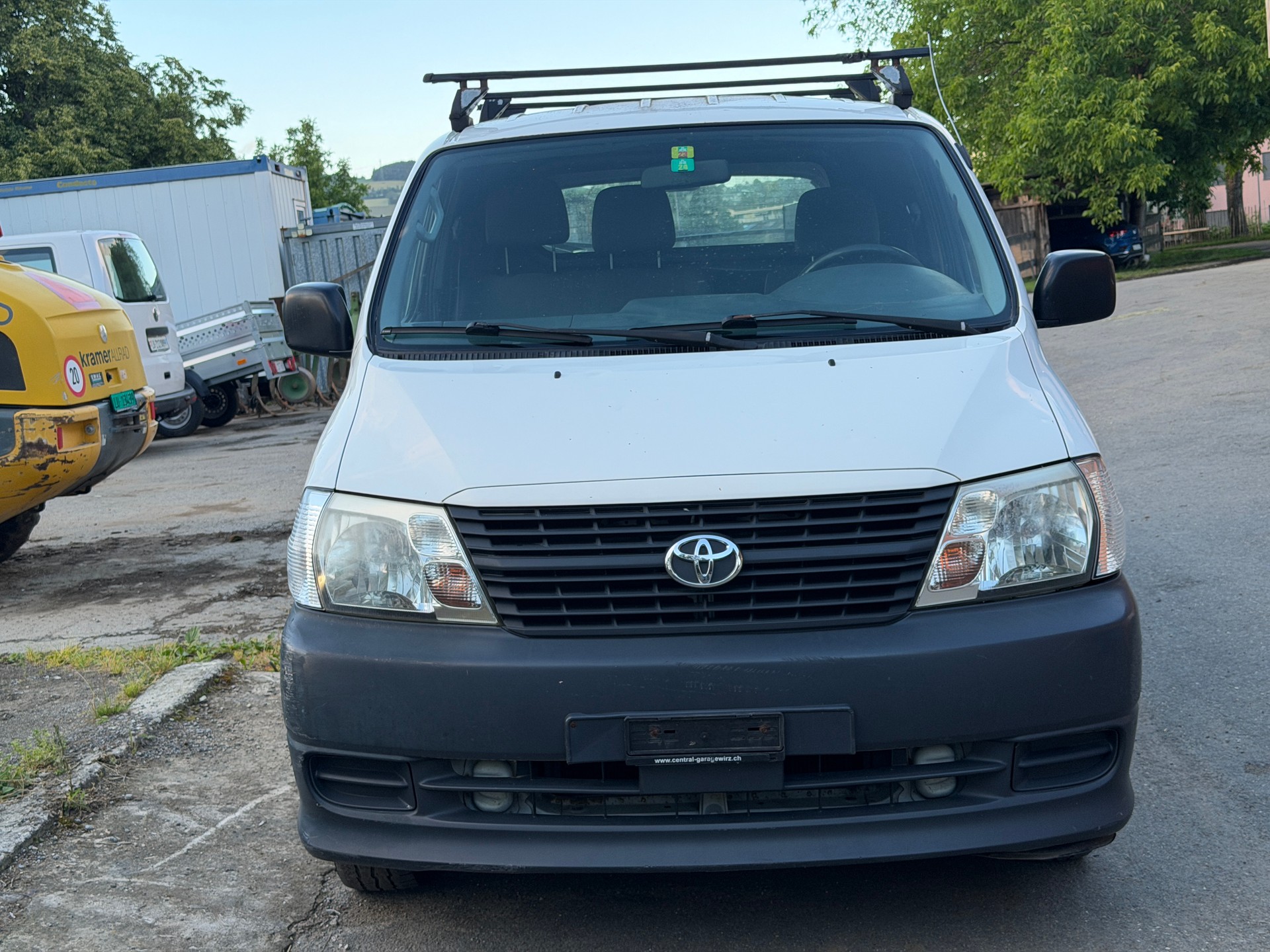 TOYOTA Hiace D-4D Van SWB-image-0