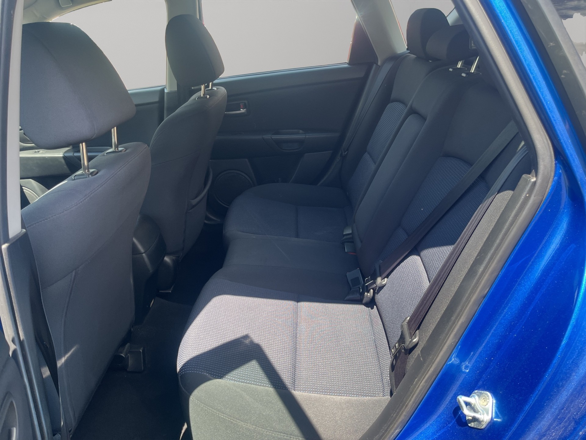 MAZDA 3 1.6 16V Confort-image-11