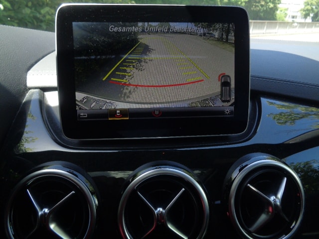 MERCEDES-BENZ B 220 AMG Line 4Matic 7G-DCT-image-8