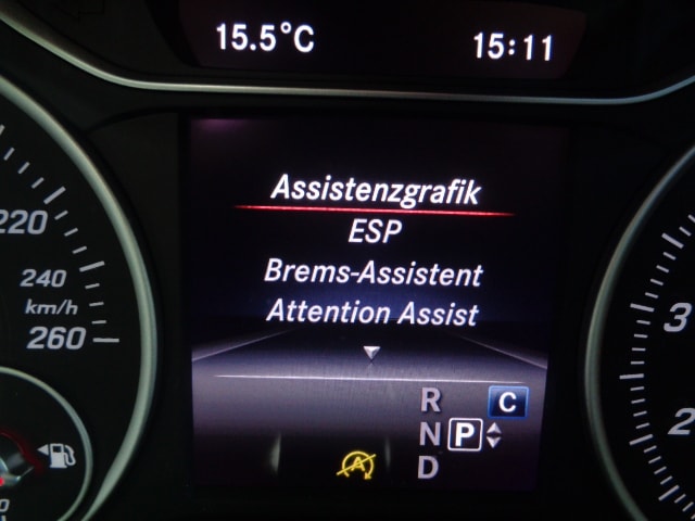 MERCEDES-BENZ B 220 AMG Line 4Matic 7G-DCT-image-9