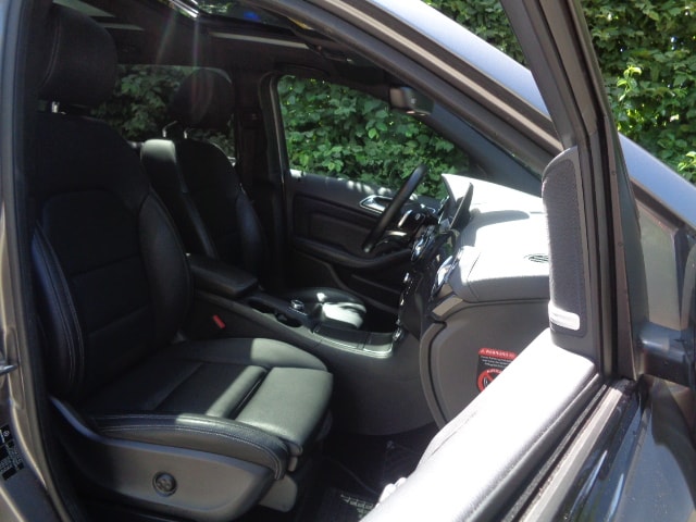 MERCEDES-BENZ B 220 AMG Line 4Matic 7G-DCT-image-4