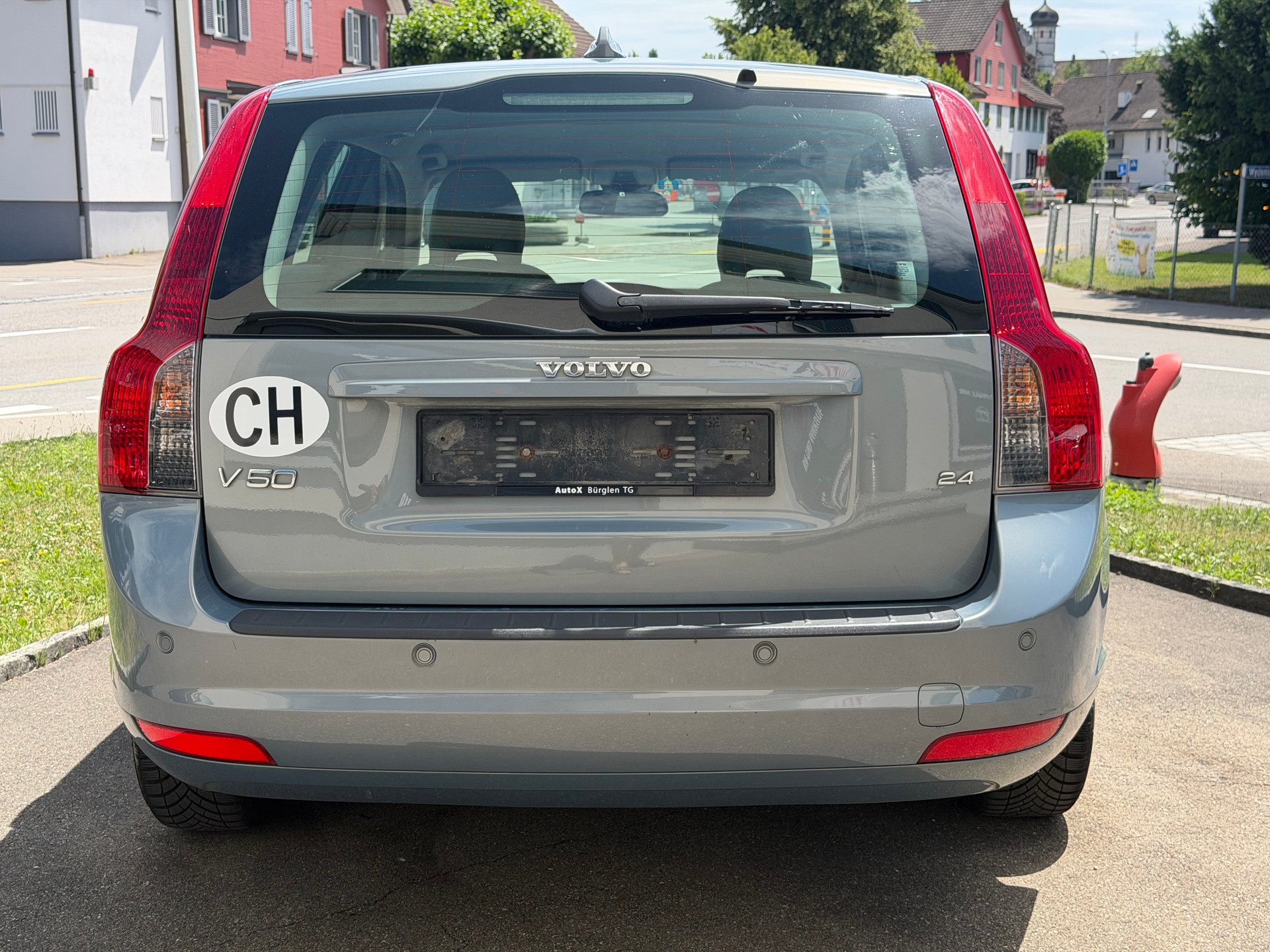 VOLVO V50 2.4 Kinetic Geartronic-image-5