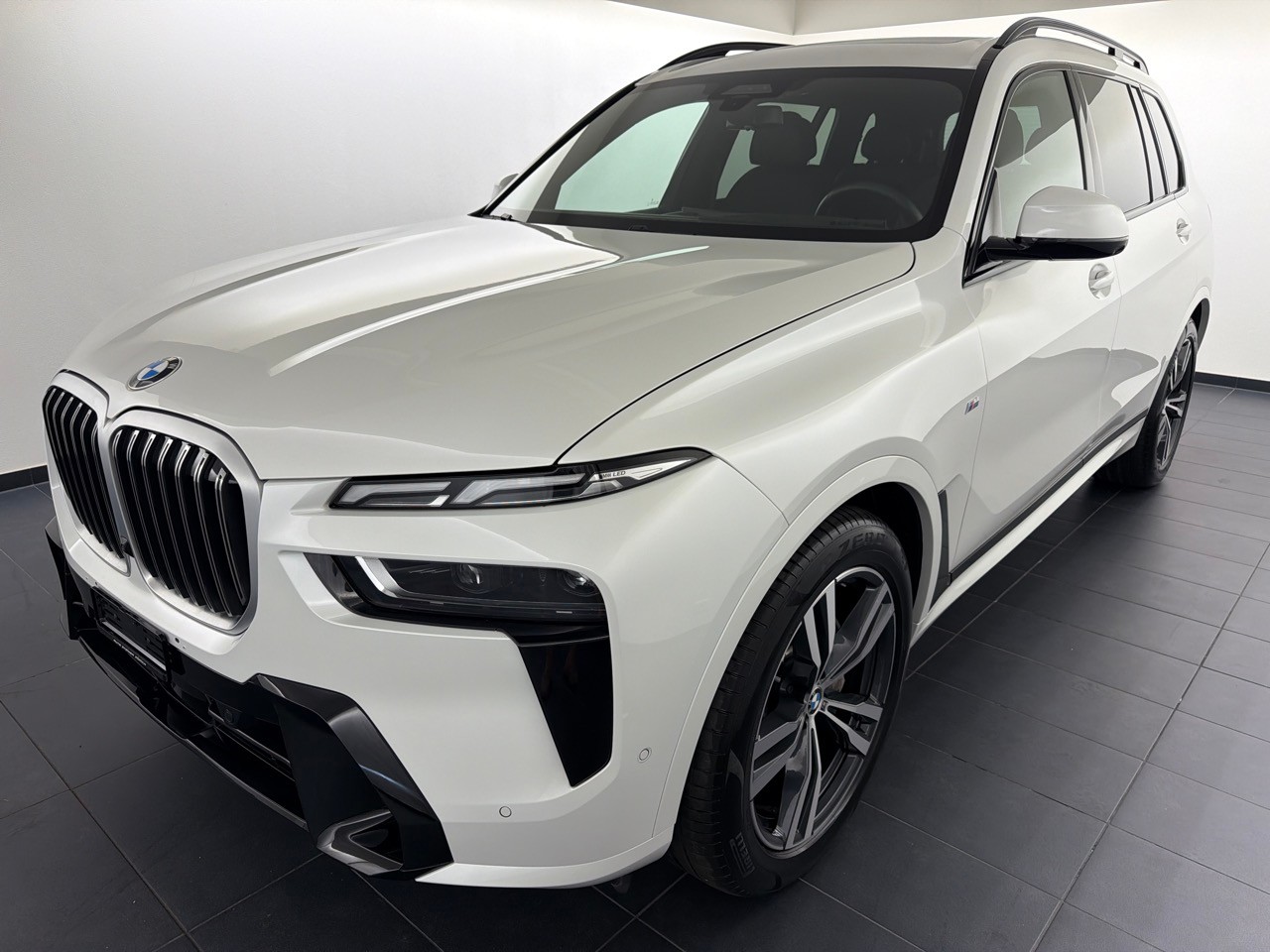 BMW X7 xDr 48V 40d M Sport-image-0