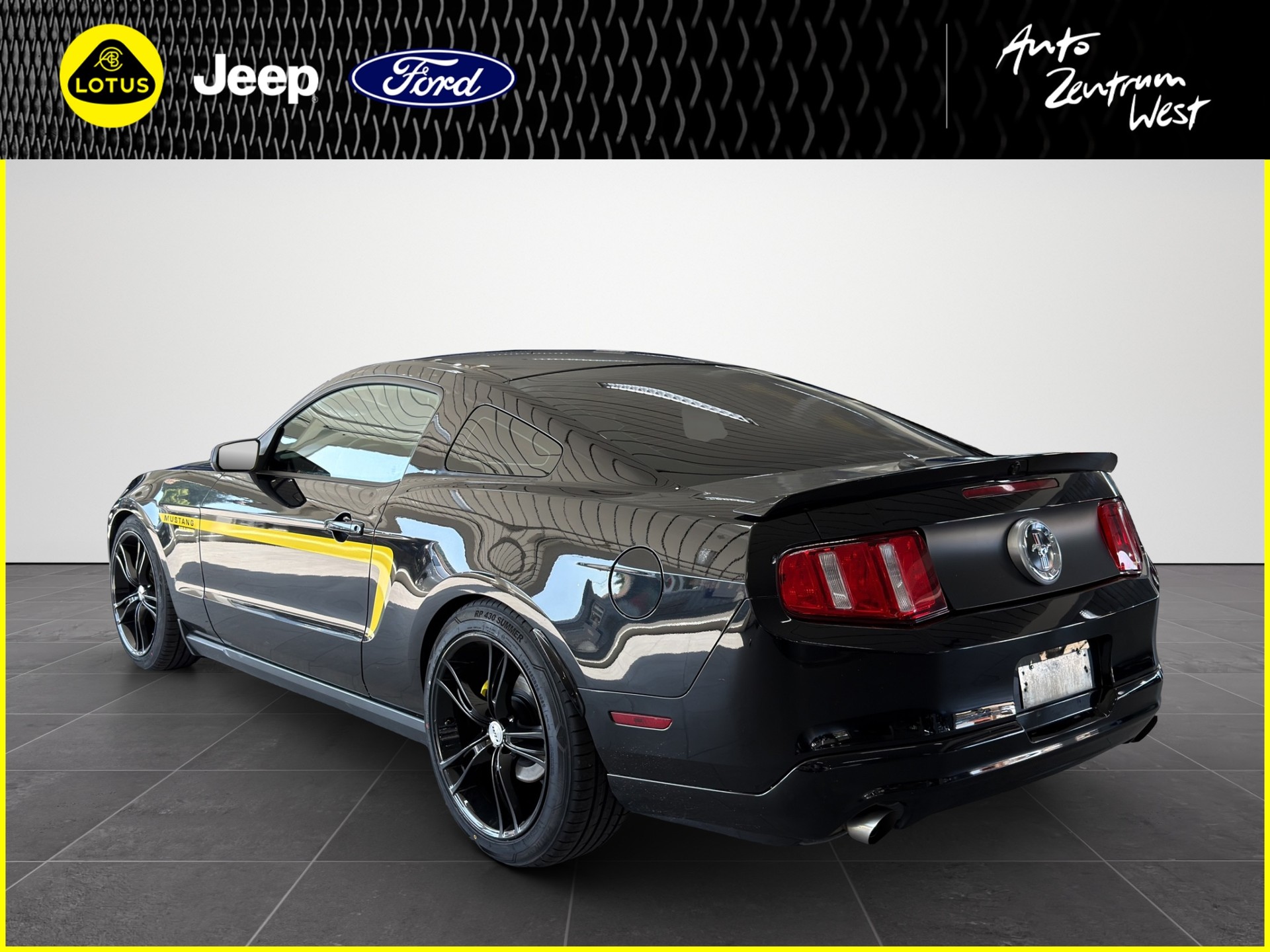 FORD V6 Premium-image-2