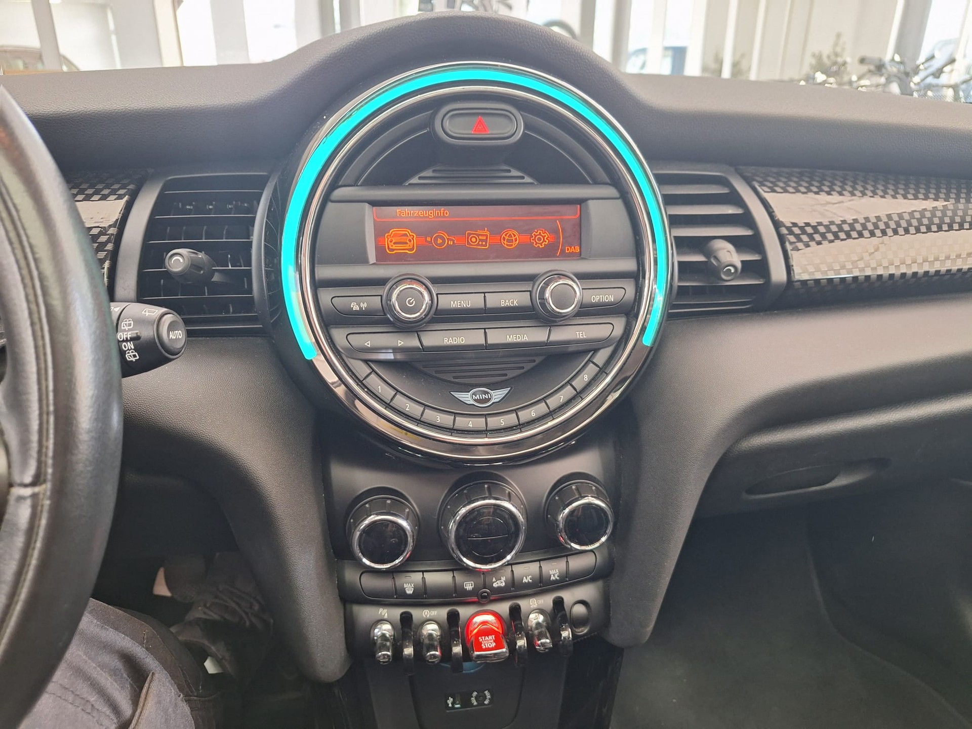 MINI Cooper S-image-10