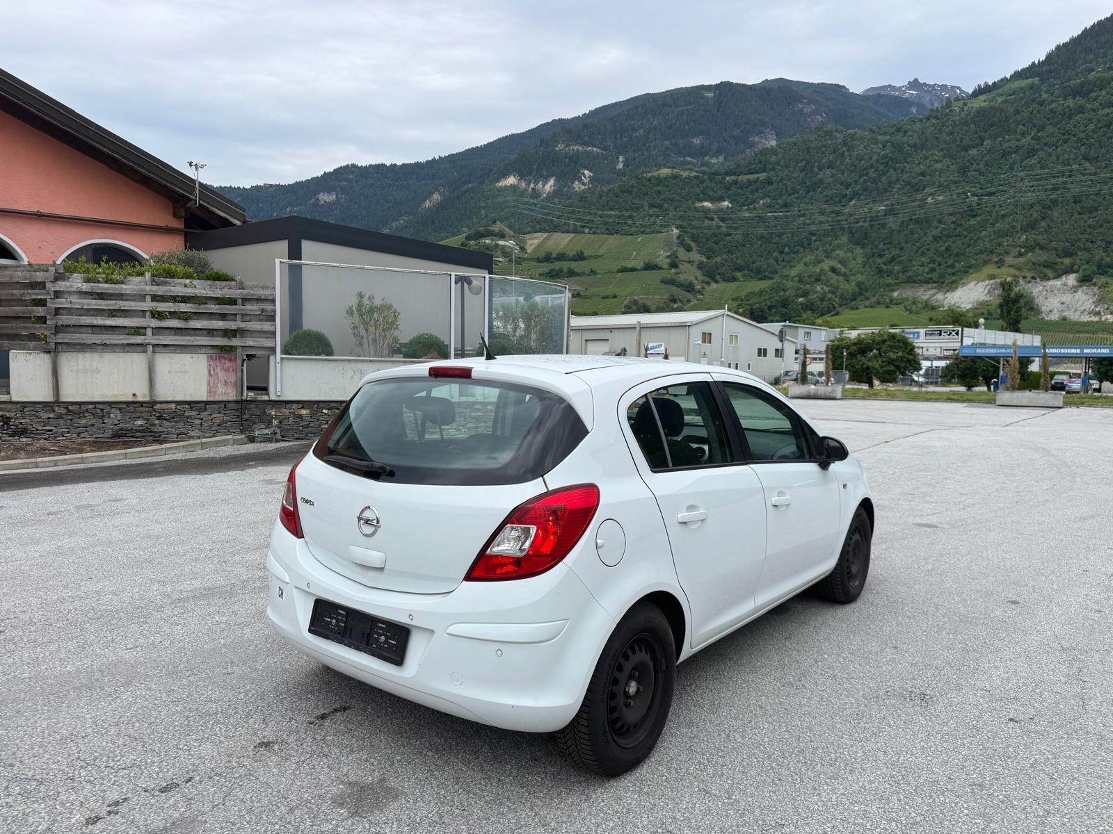 OPEL Corsa 1.4 TP Anniversary Edition-image-3