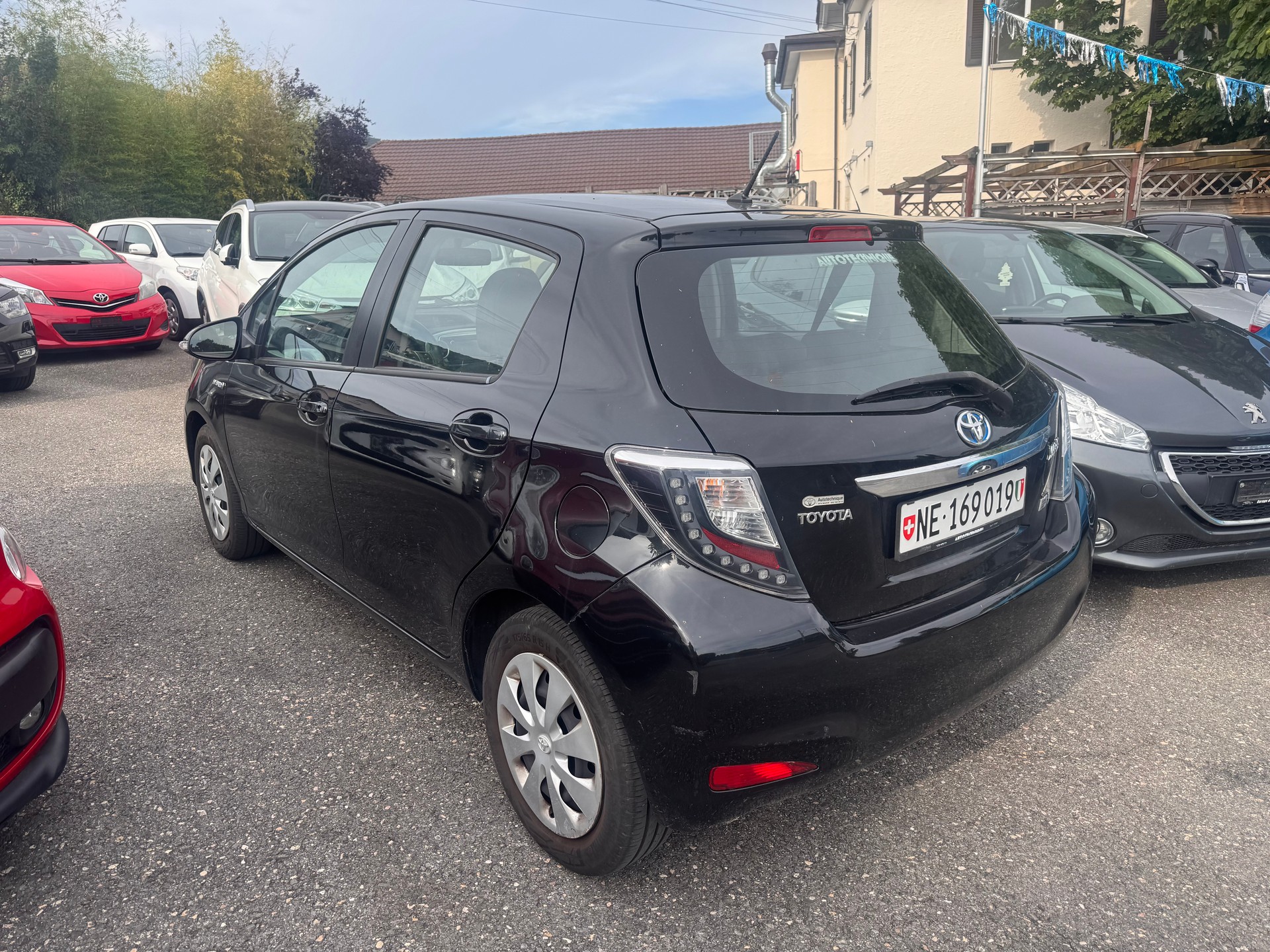 TOYOTA Yaris 1.5 VVT-i Hybrid Luna CVT-image-5