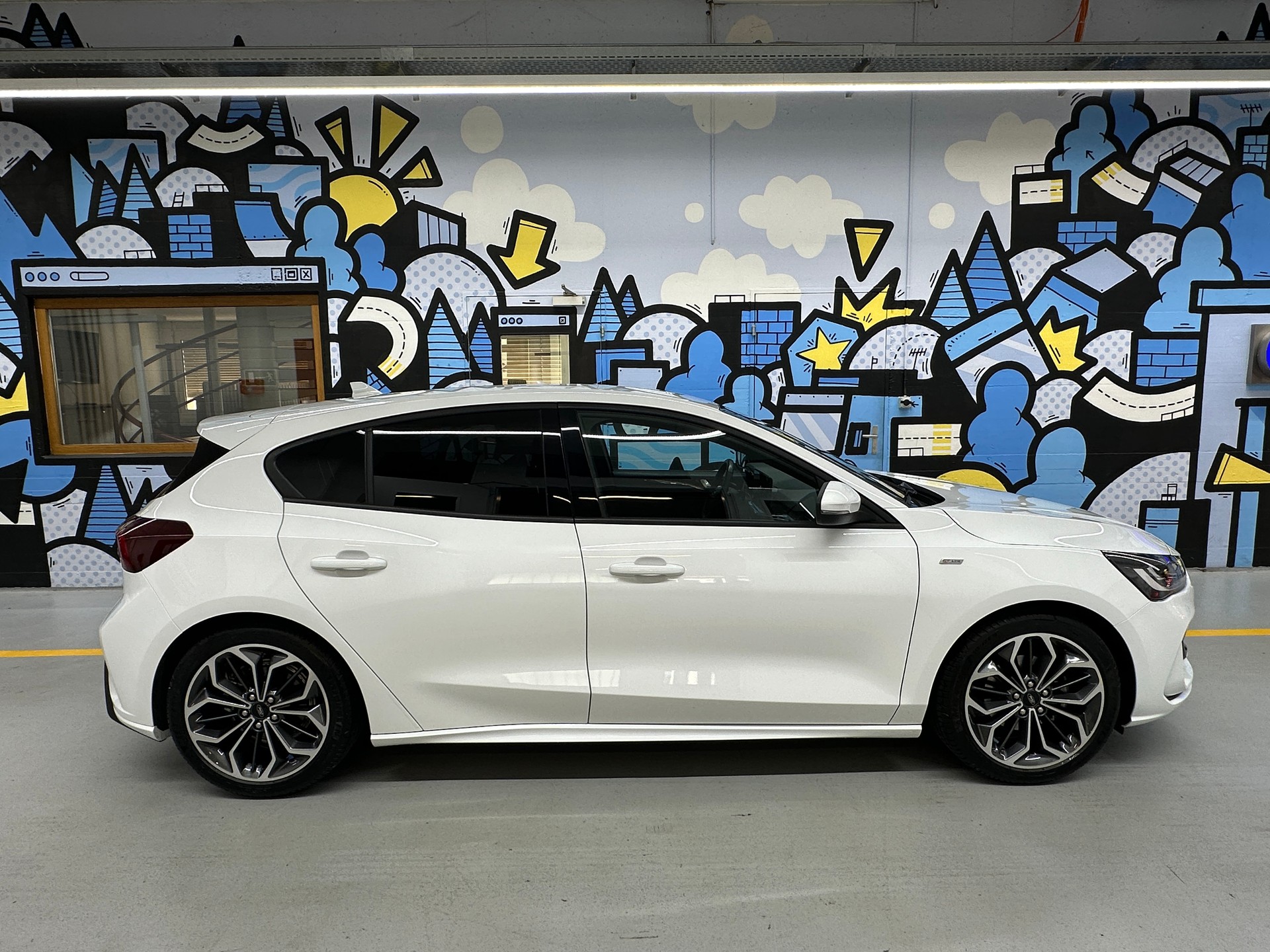 FORD Focus 1.0 MHEV ST-Line X Automat-image-2