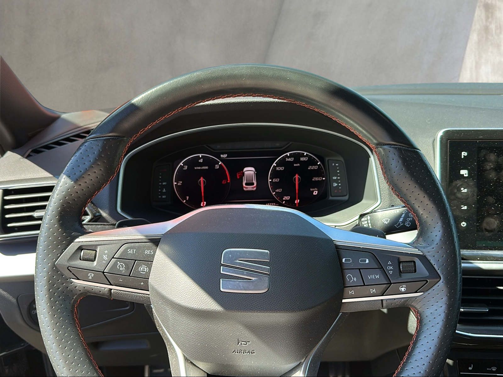 SEAT Tarraco 2.0 TDI 4Drive Hola FR DSG-image-3
