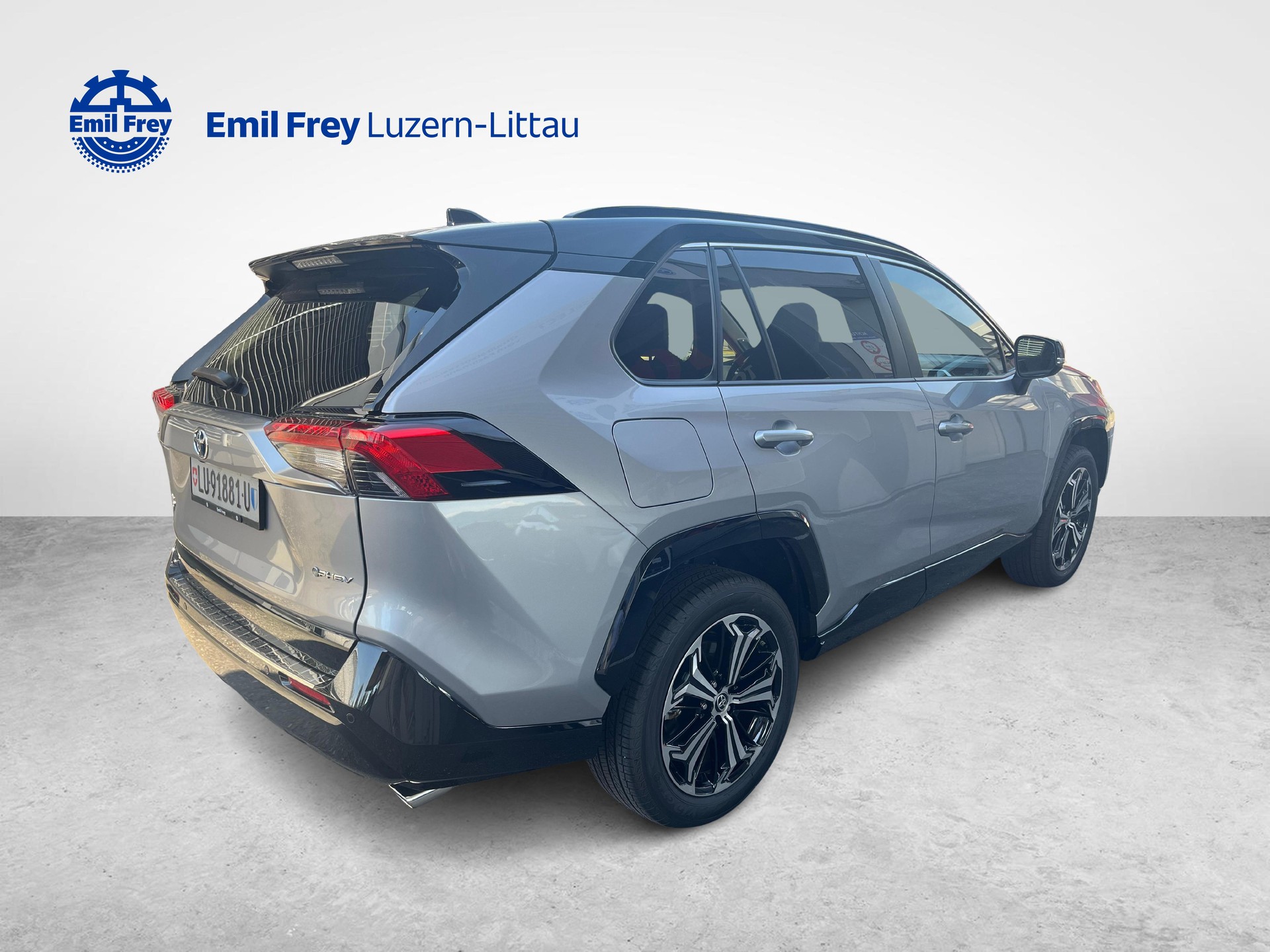 TOYOTA RAV4 2.5 Plug-In-Hybrid Platinum-image-4