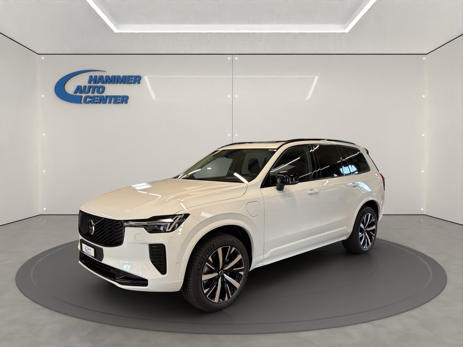 VOLVO XC90 2.0 T8 TE Plus Dark eAWD-image-0