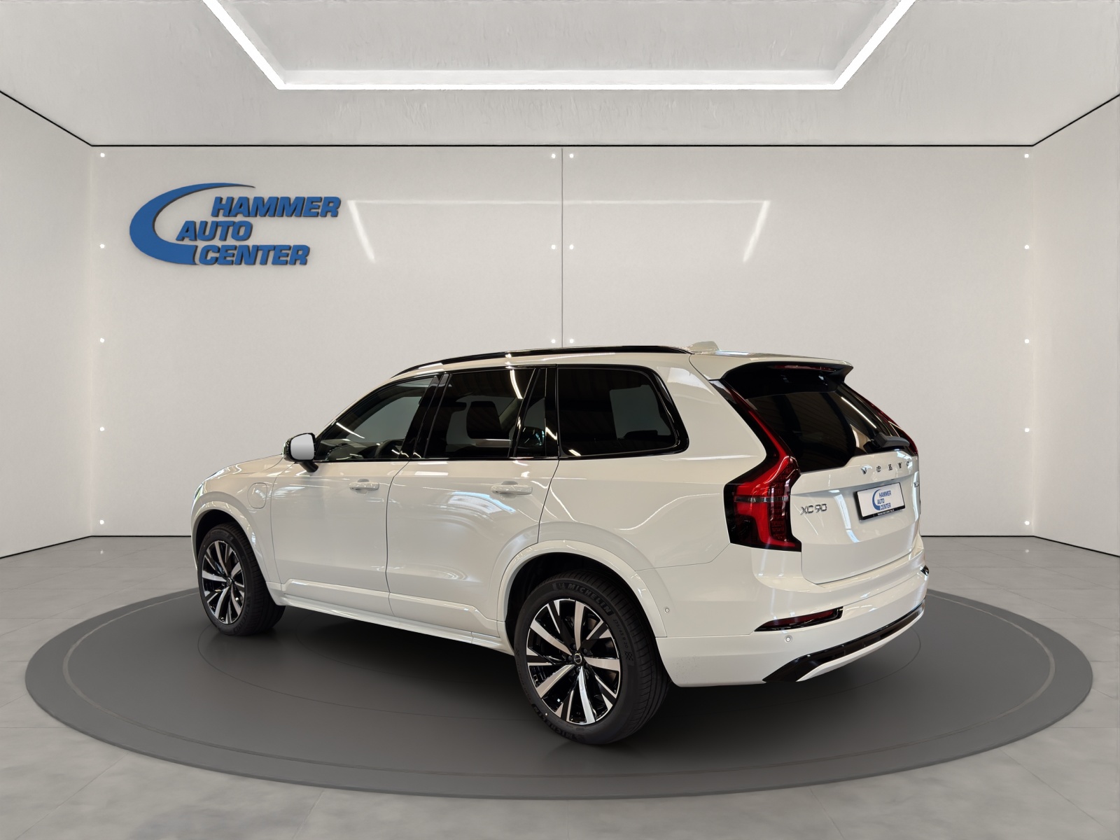 VOLVO XC90 2.0 T8 TE Plus Dark eAWD-image-2