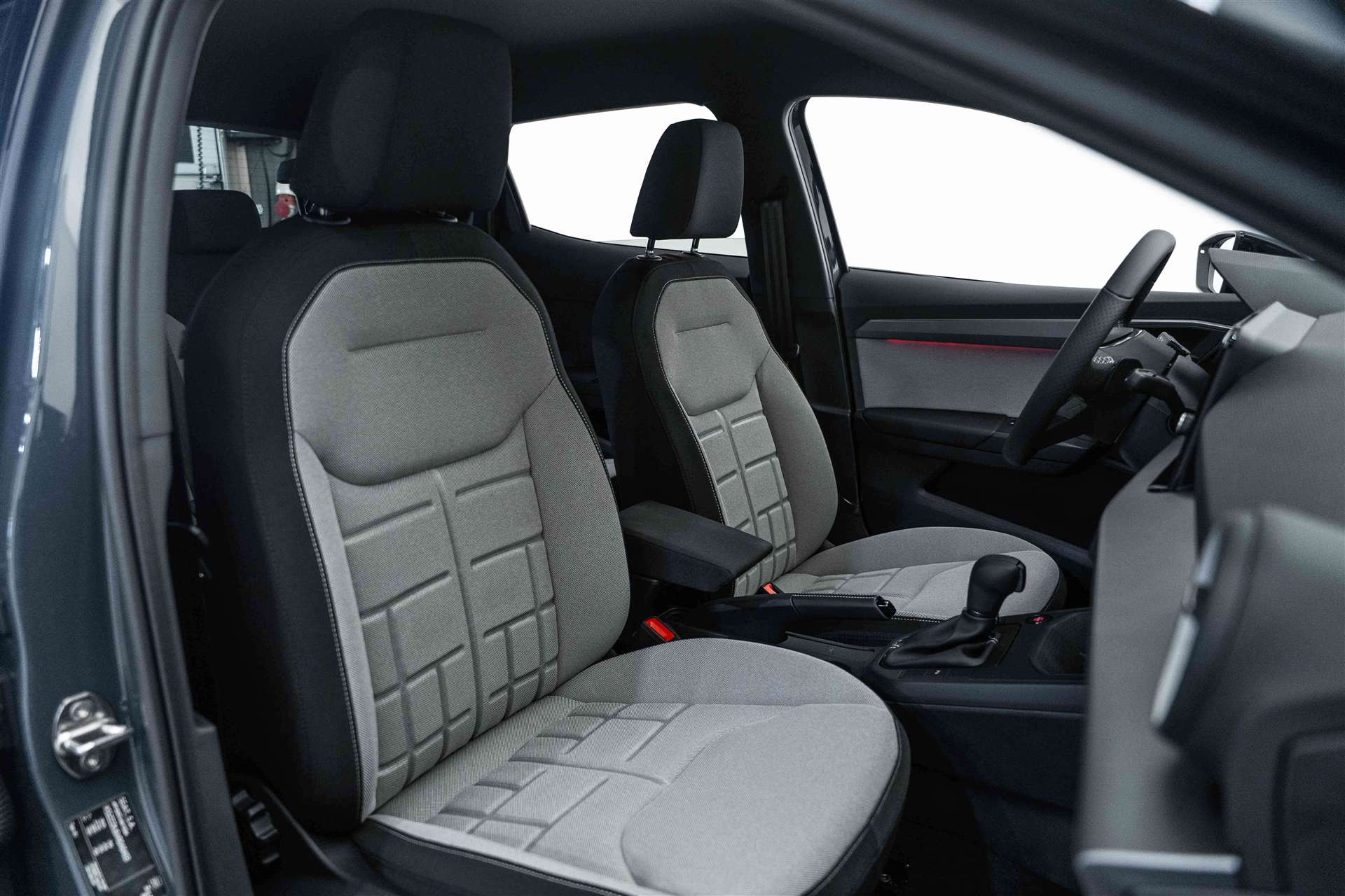 SEAT Ibiza 1.0 EcoTSi FR DSG-Automat NEW-image-11