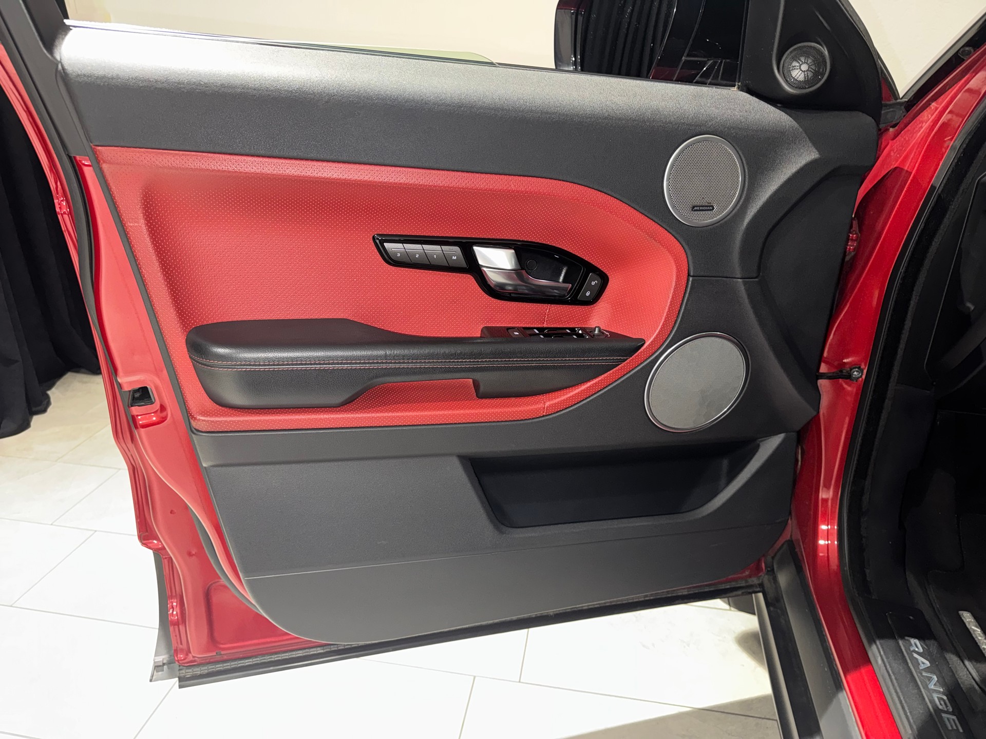 LAND ROVER Range Rover Evoque 2.0 Si4 Dynamic AT6 | AHK 1800Kg |-image-15