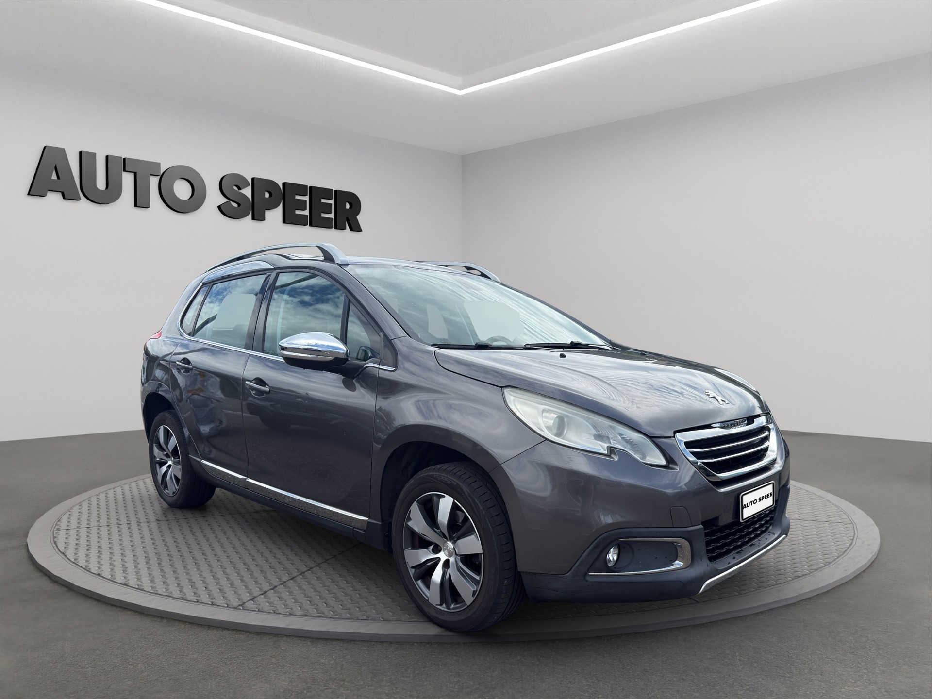 PEUGEOT 2008 1.6 e-HDi 115 Allure-image-3