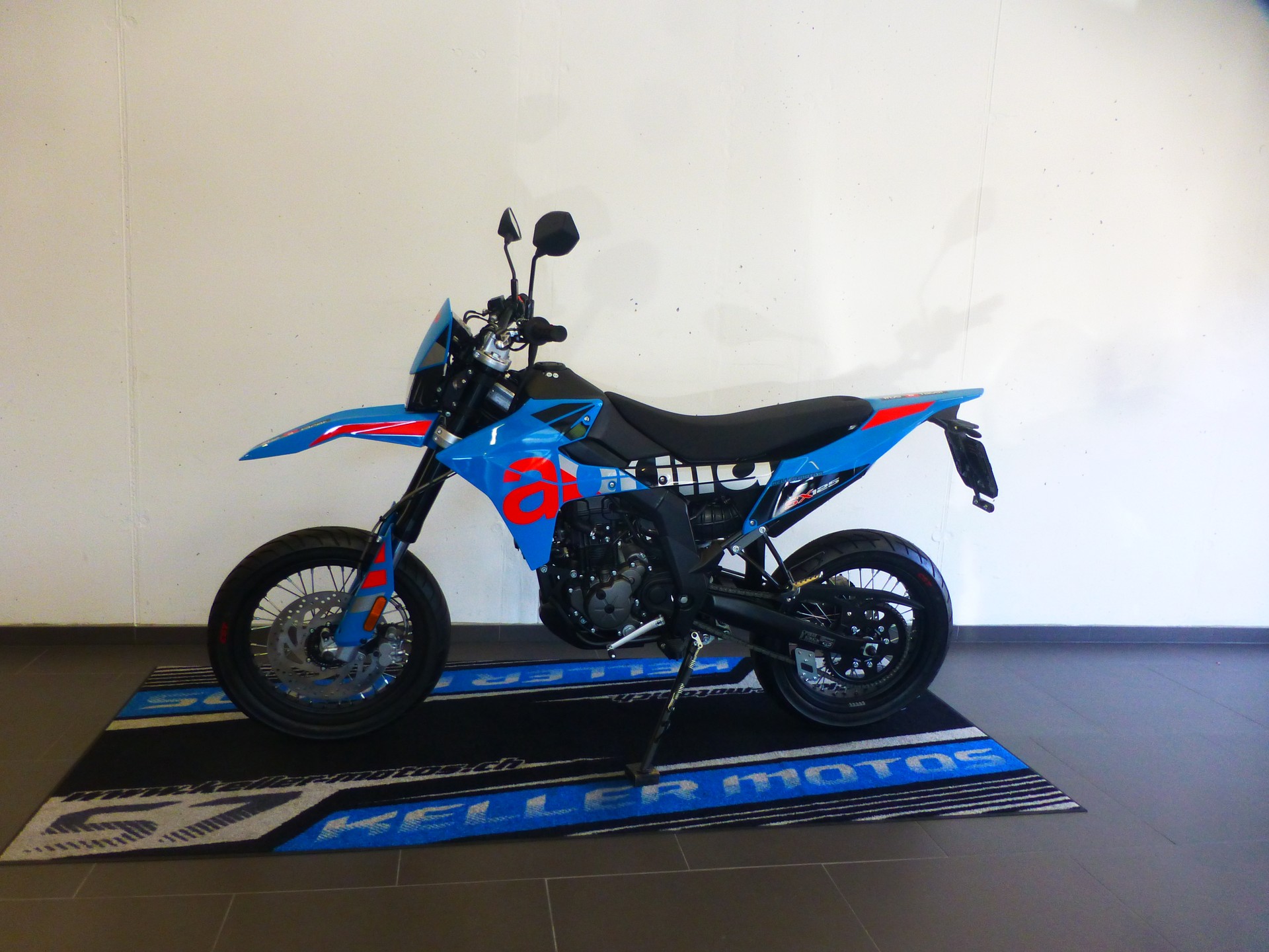APRILIA SX 125 E5+-showroom-element-1