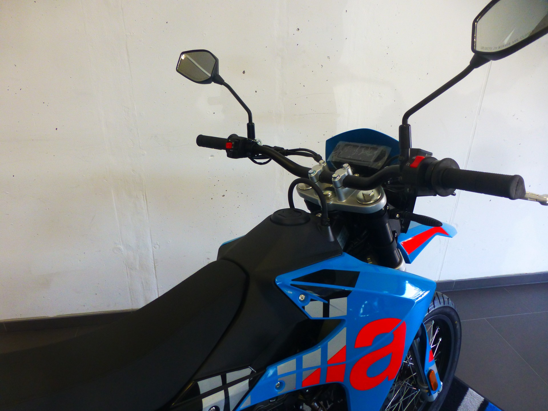 APRILIA SX 125 E5+-image-13