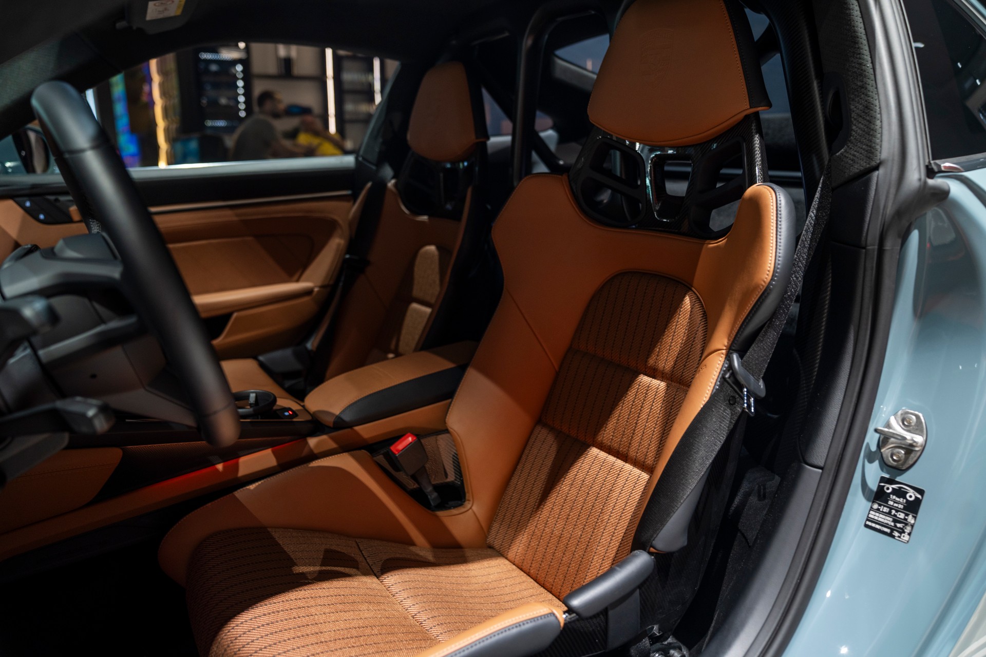 PORSCHE 911 S/T-image-9