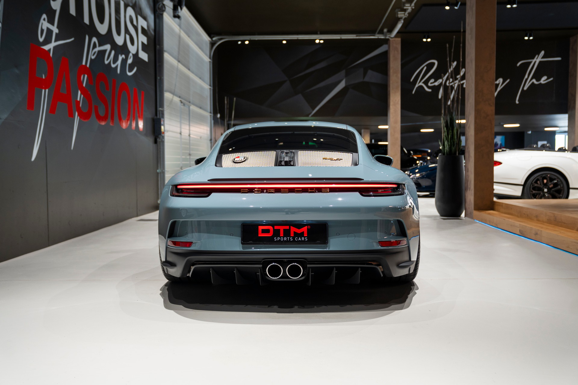 PORSCHE 911 S/T-image-4