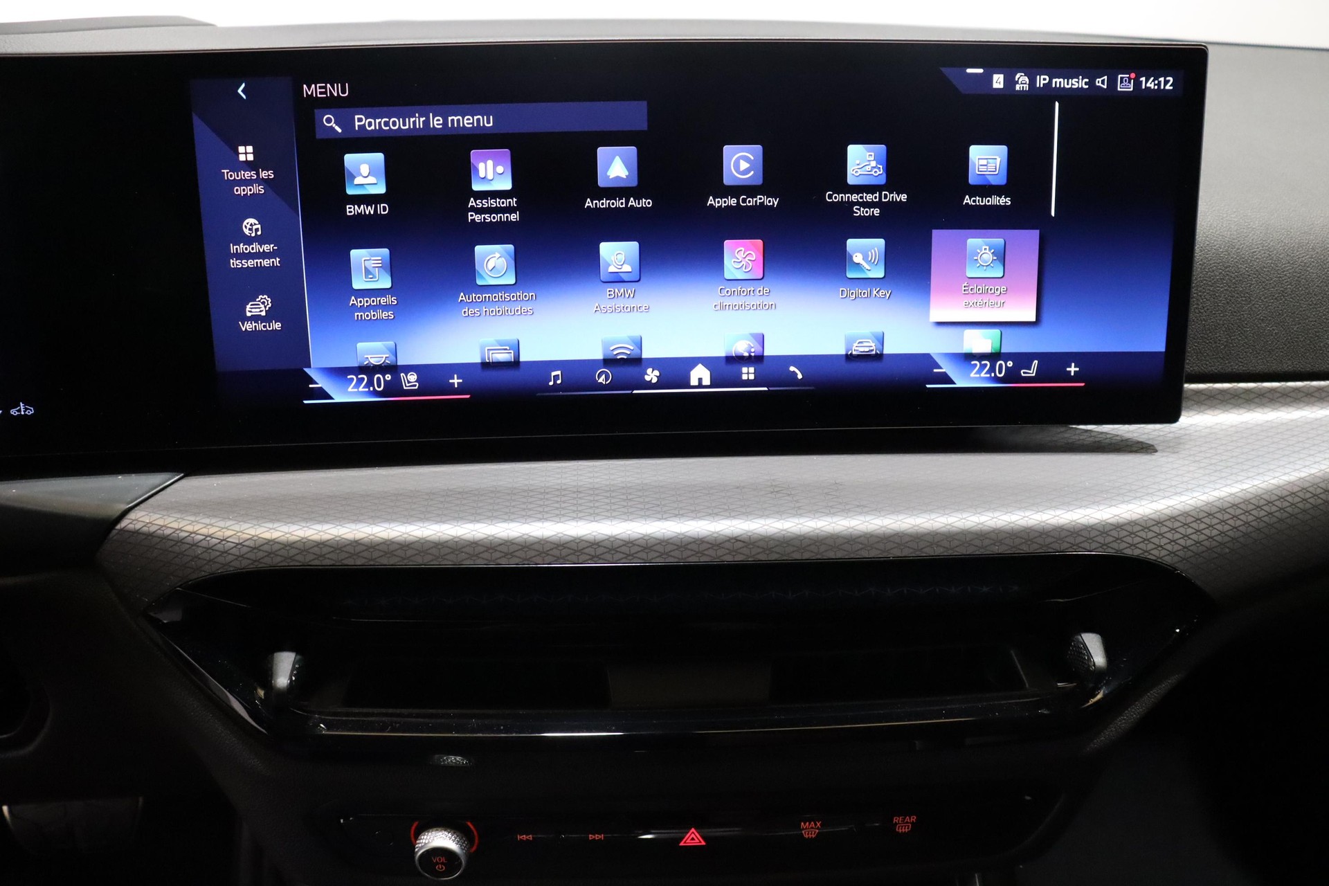 BMW 330i xDrive SAG Touring-image-14