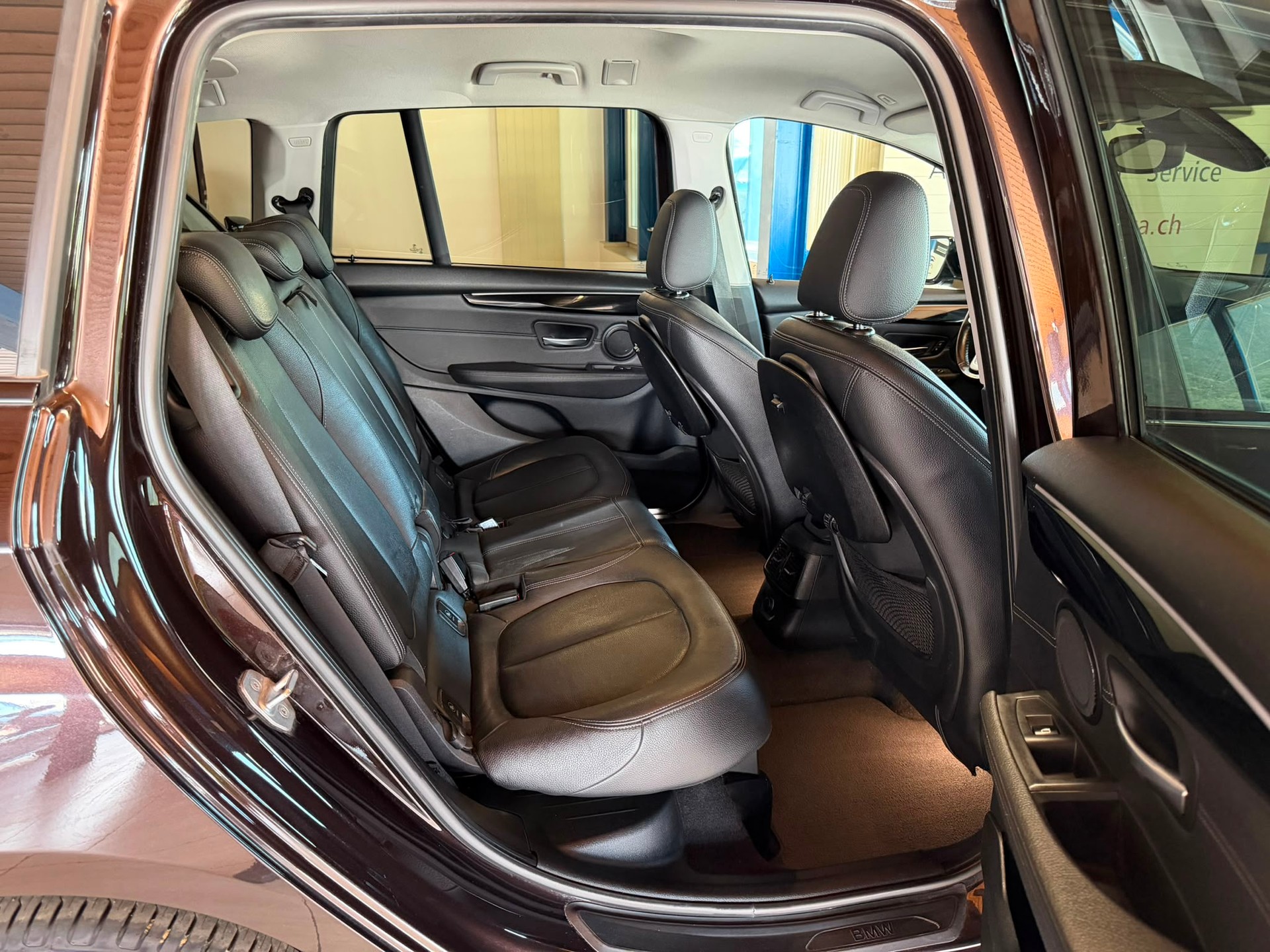 BMW 220d xDrive Gran Tourer Sport Line Steptronic-image-22