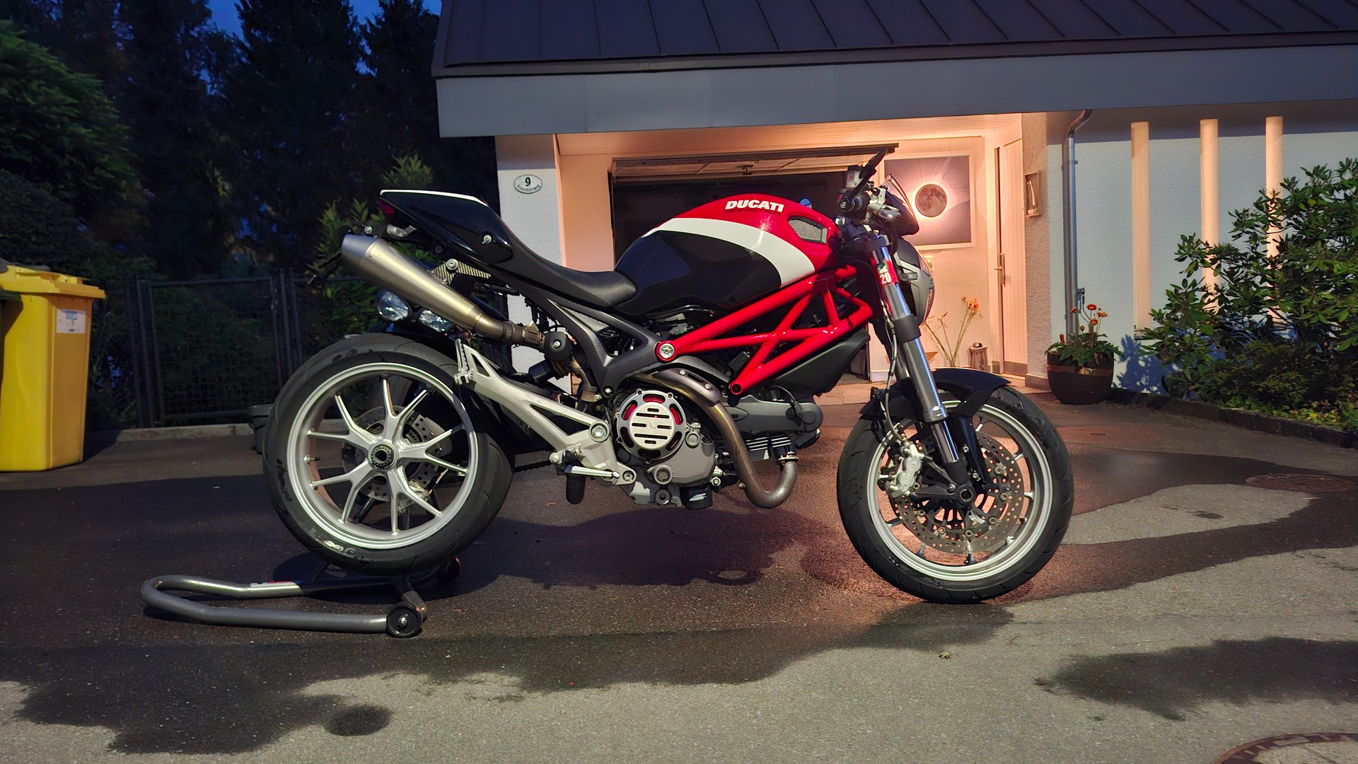 DUCATI Sport ABS
