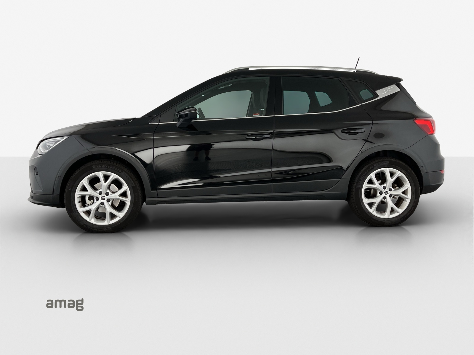 SEAT Arona 1.5 Eco TSI FR DSG-image-1