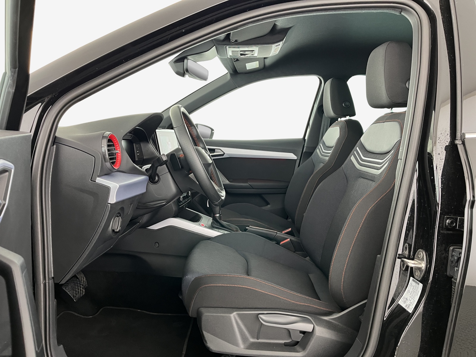 SEAT Arona 1.5 Eco TSI FR DSG-image-7