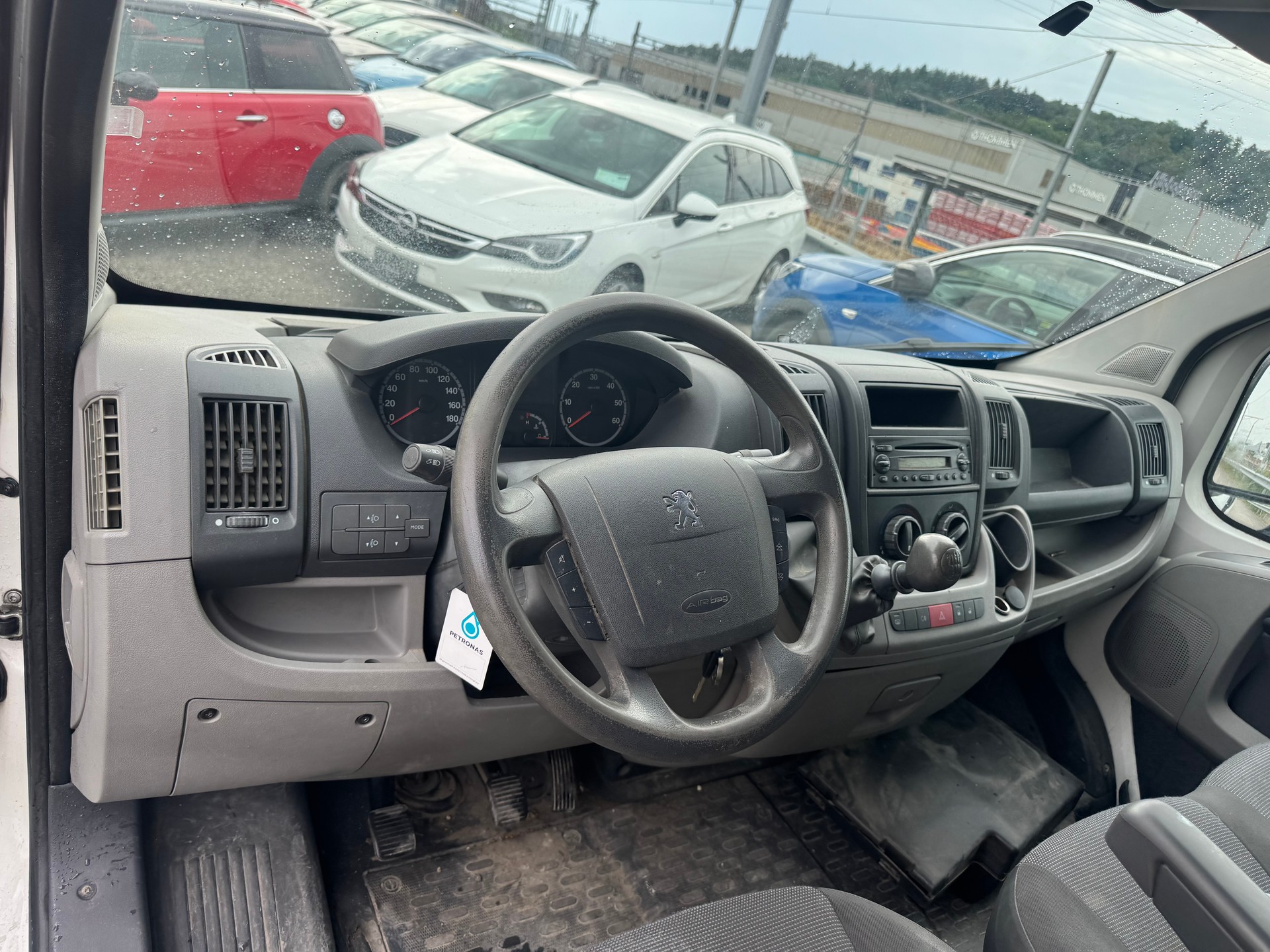PEUGEOT Boxer 2.2 HDI 333 L2H2-image-8