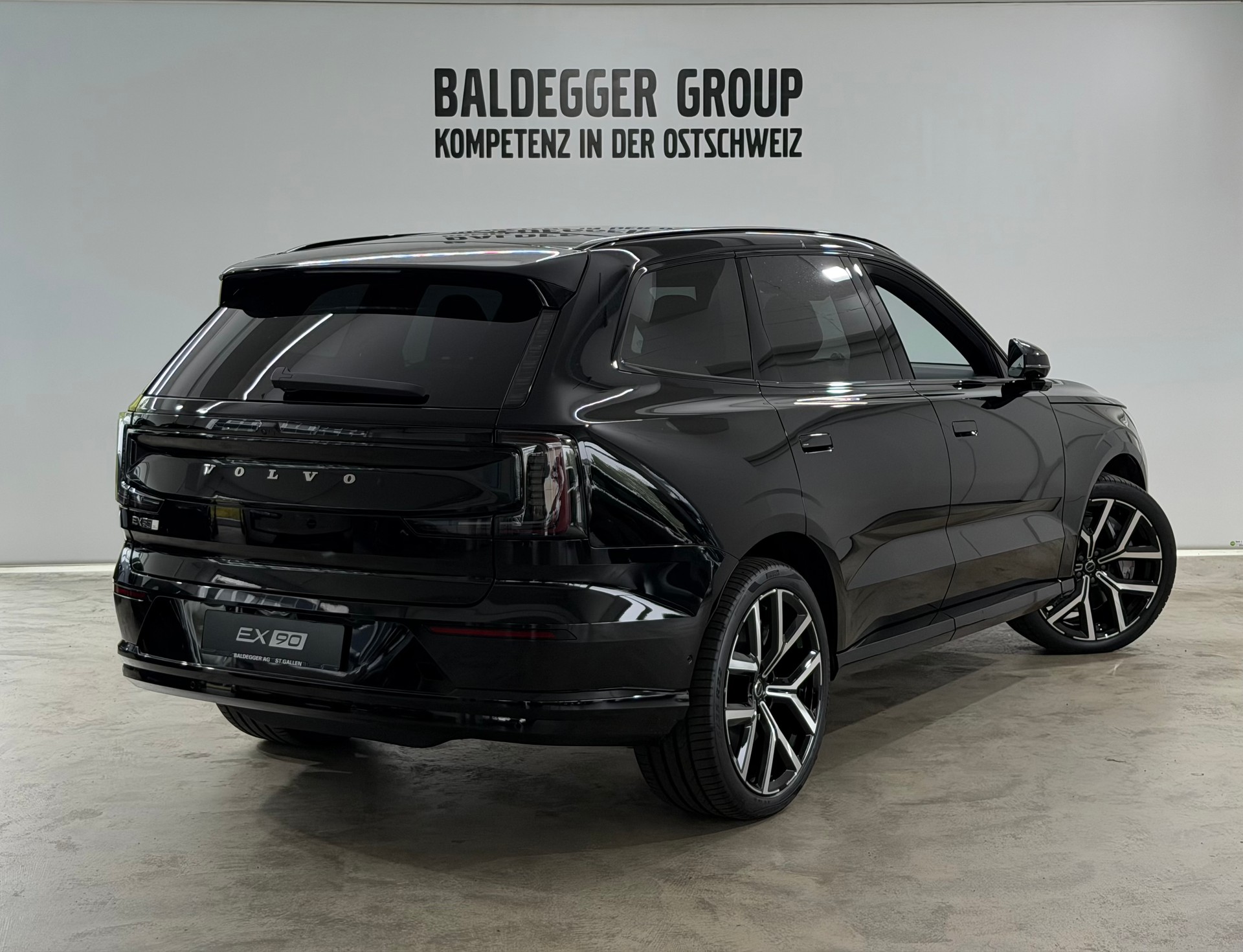 VOLVO EX 90 Twin Performance Ultra AWD-image-2