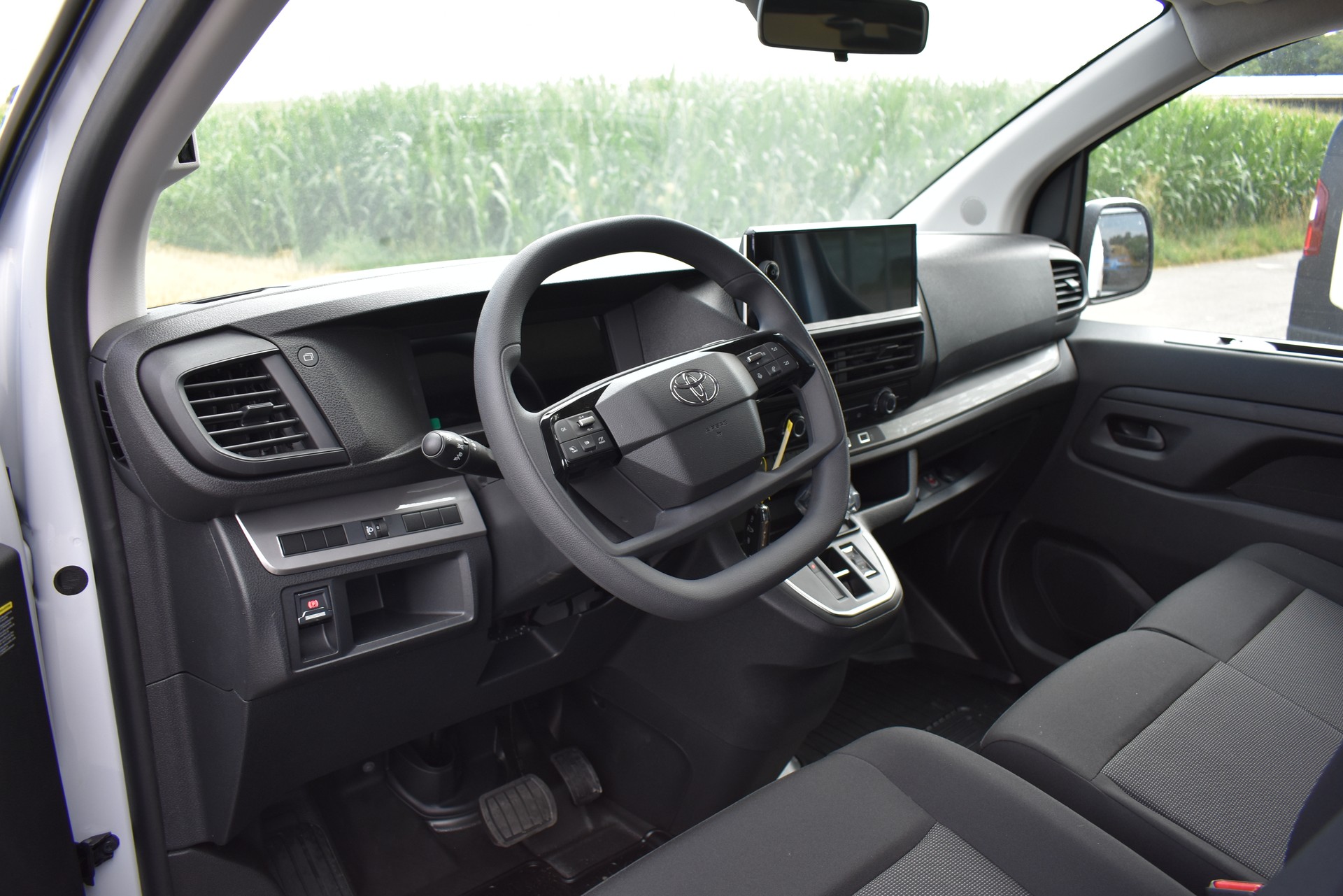 TOYOTA Proace EV 75kWh Long Active-image-11