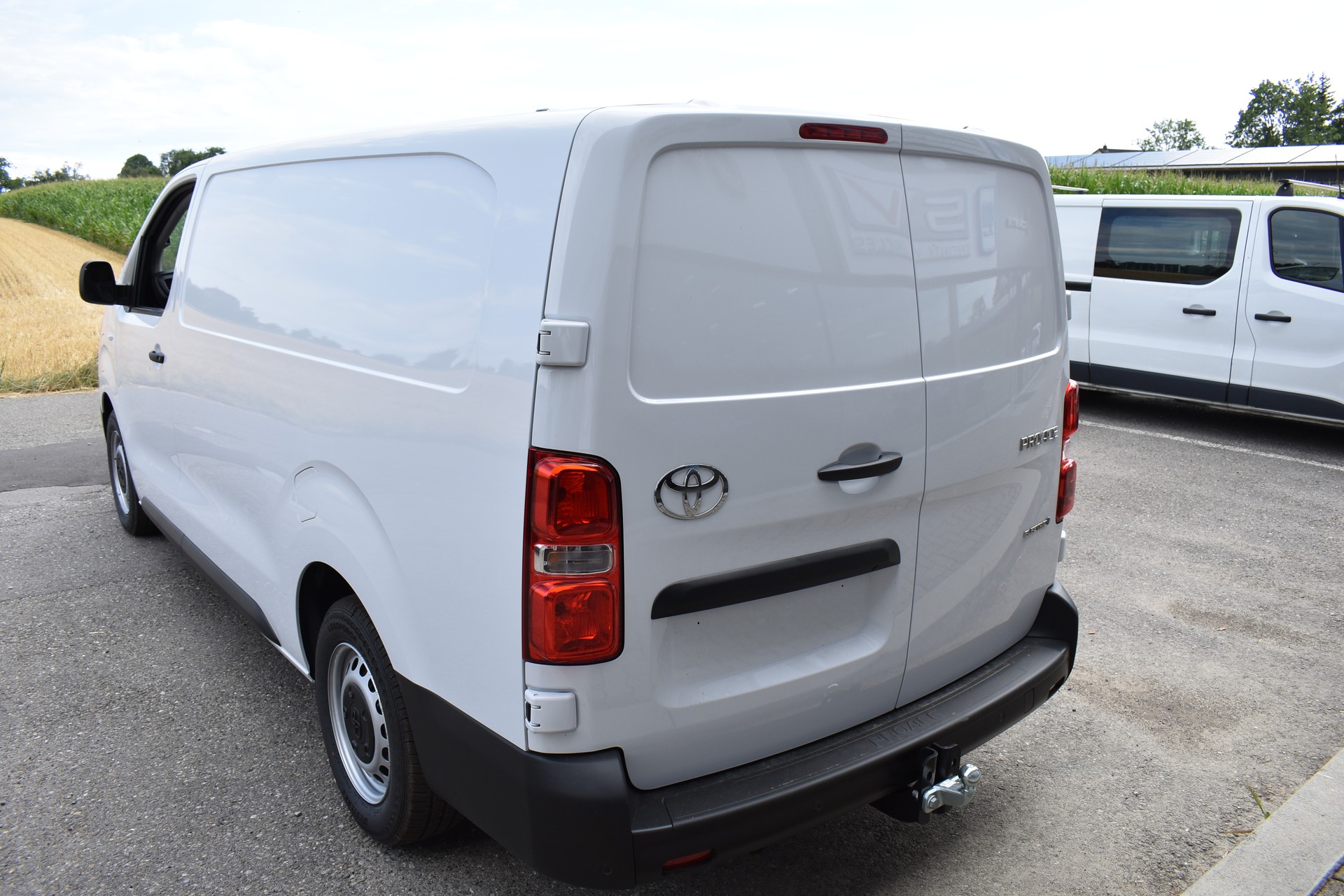 TOYOTA Proace EV 75kWh Long Active-image-10
