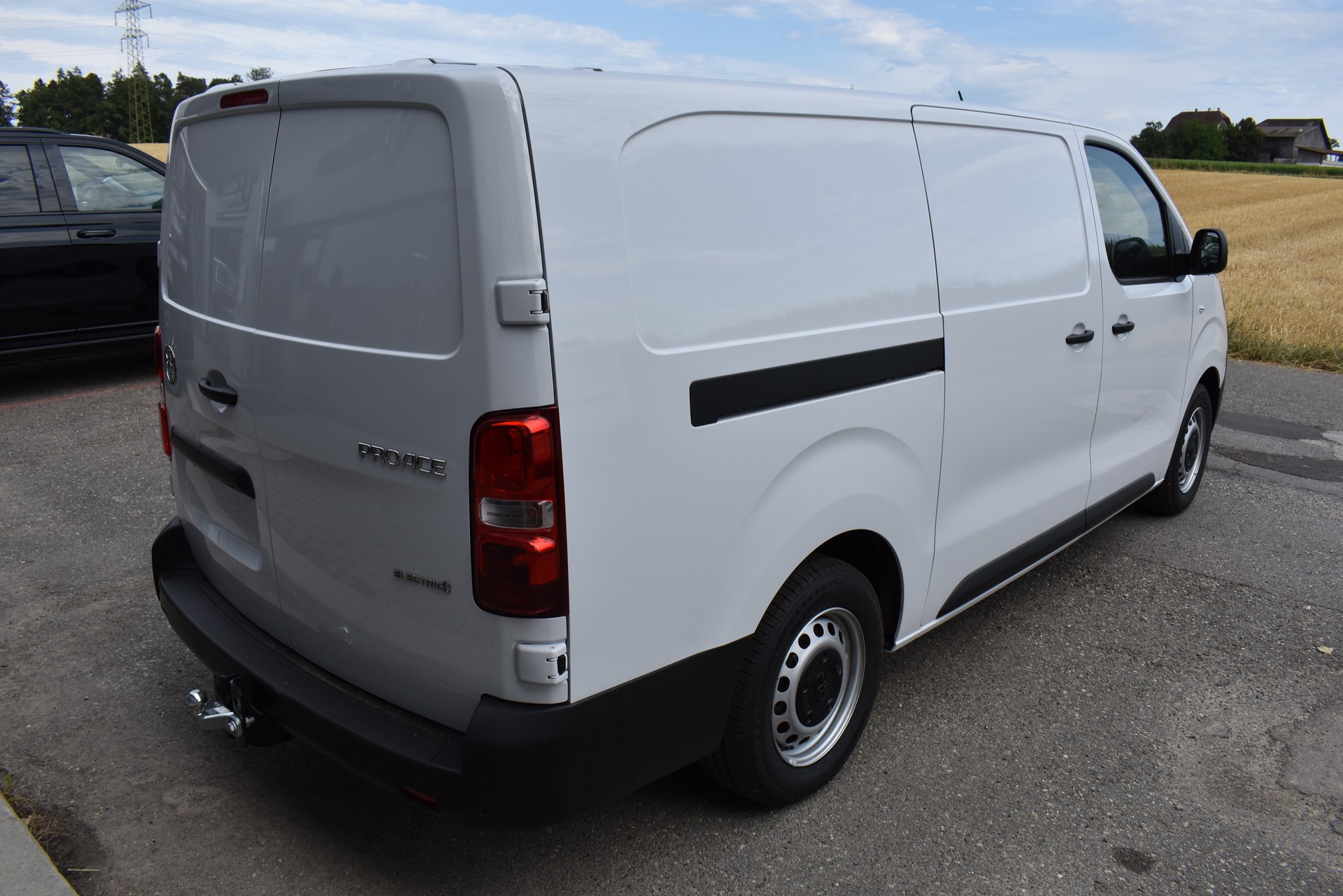 TOYOTA Proace EV 75kWh Long Active-image-7
