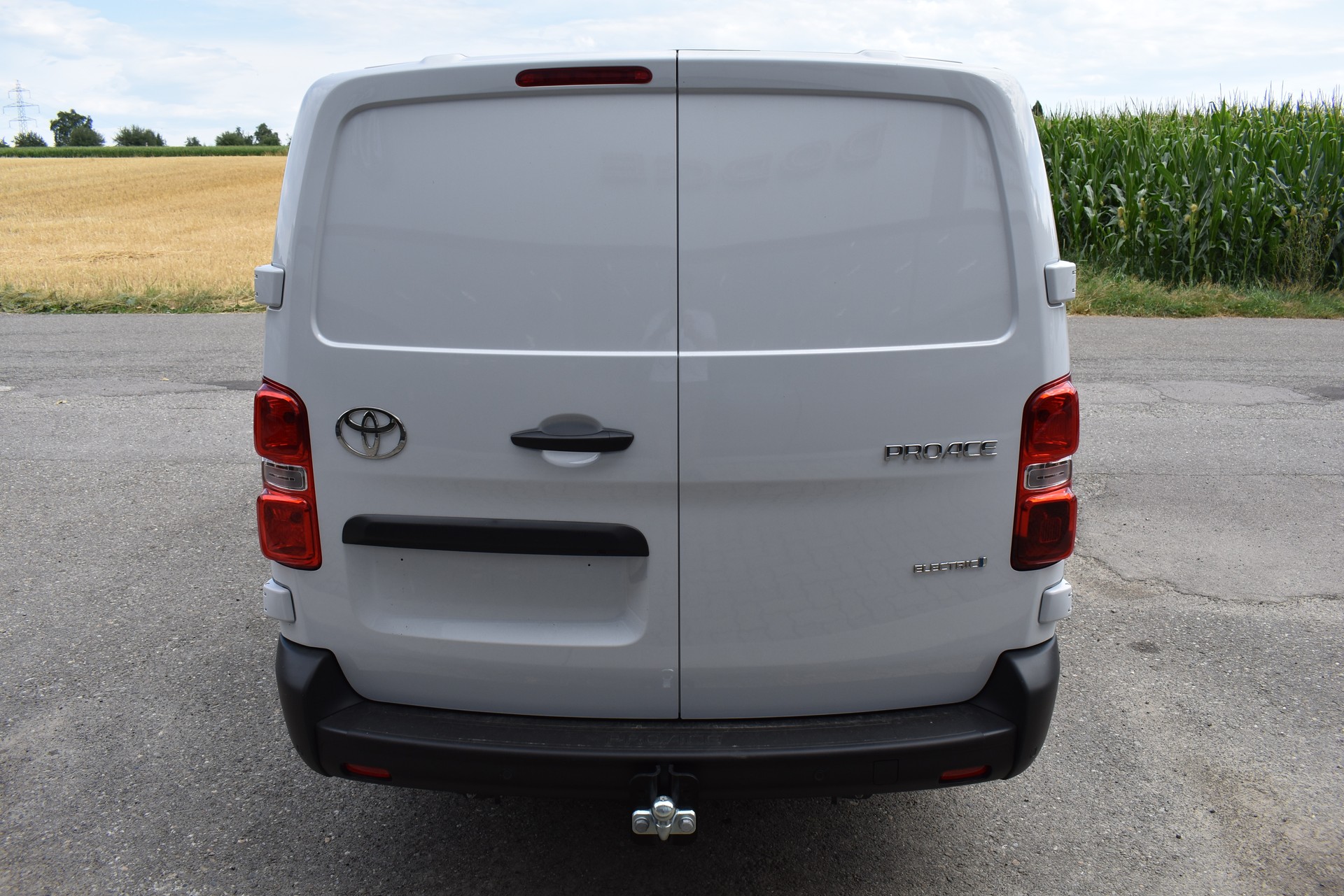 TOYOTA Proace EV 75kWh Long Active-image-8