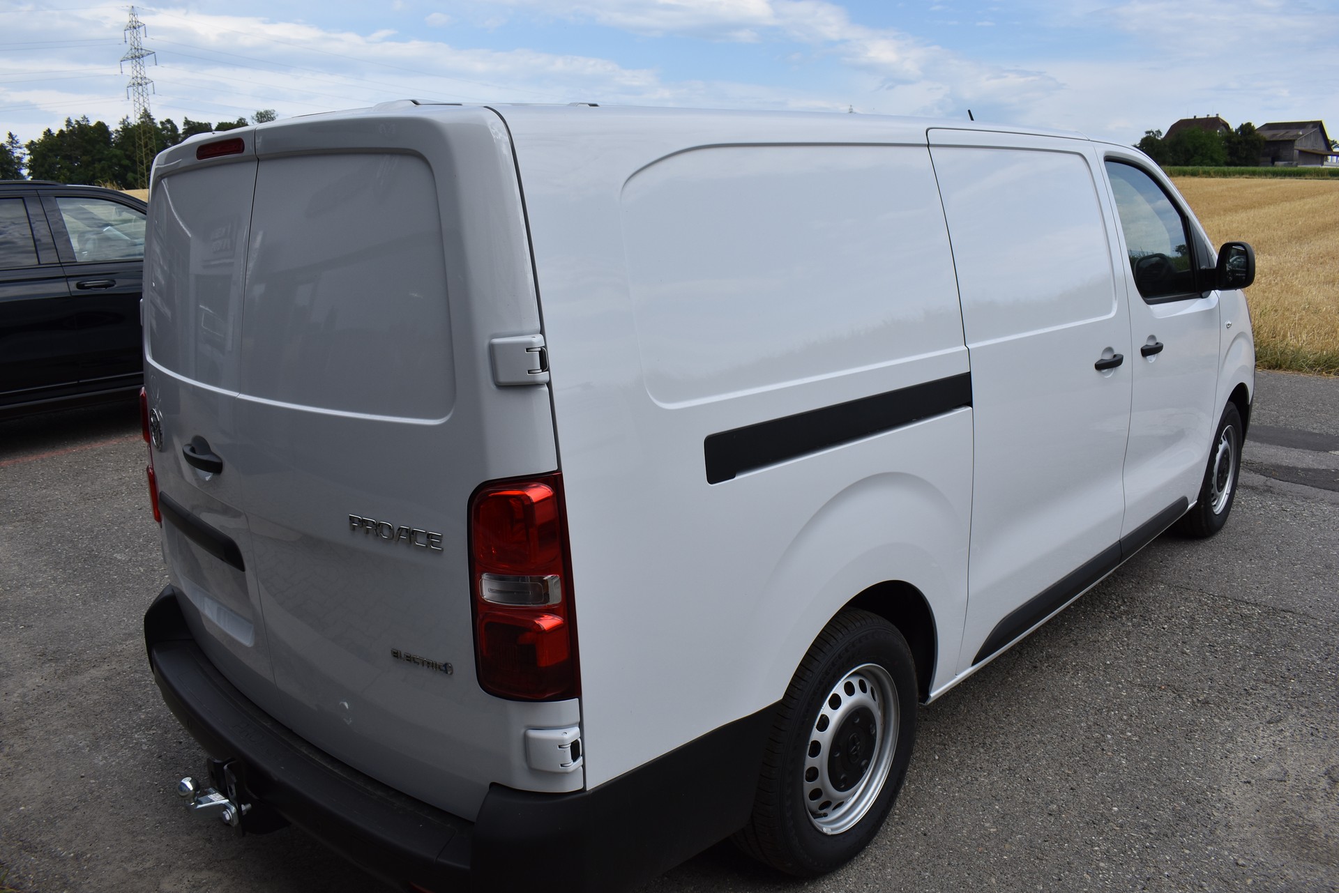 TOYOTA Proace EV 75kWh Long Active-image-6