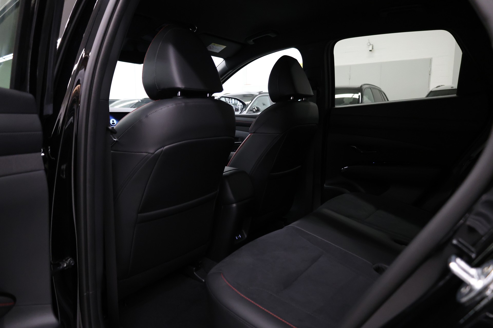 HYUNDAI Tucson 1.6 T-GDi PHEV N-Line 4WD-image-31