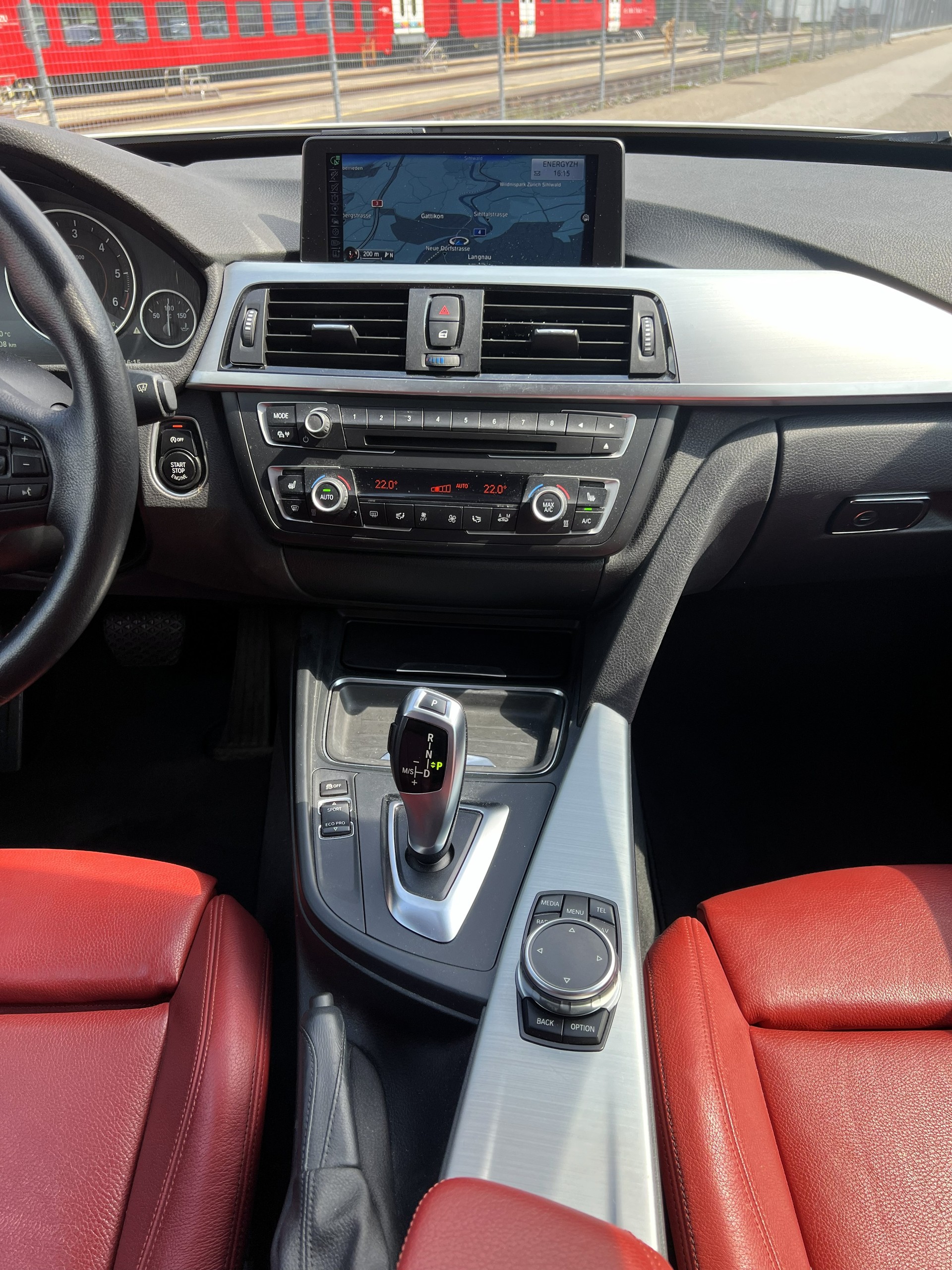 BMW 320d GT Sport Line Steptronic-image-18