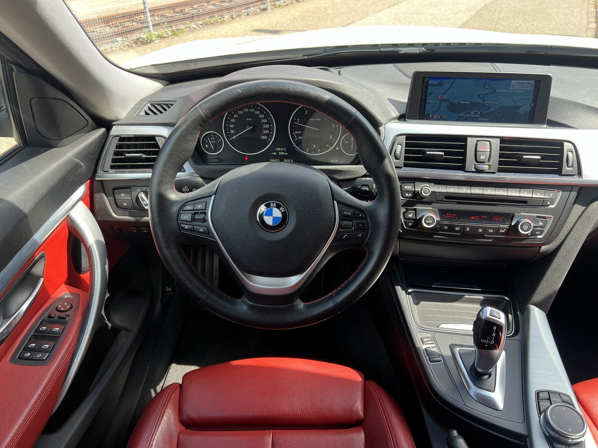 BMW 320d GT Sport Line Steptronic-image-19