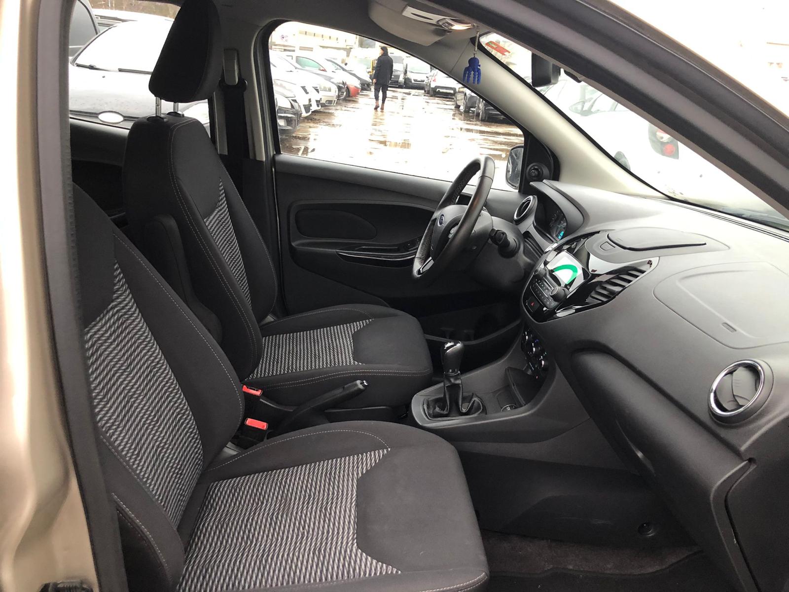 FORD KA+ 1.2 Ti-VCT Cool&Sound-image-9