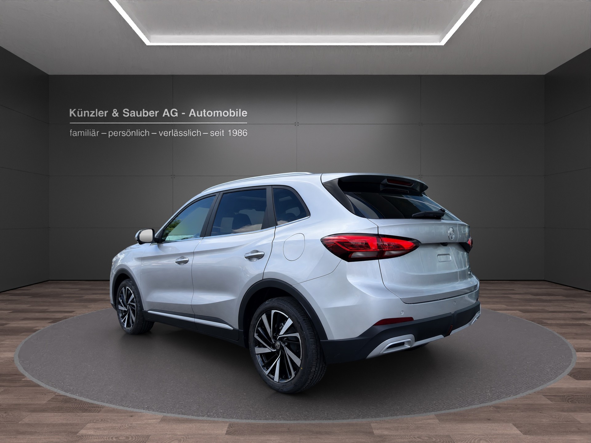 MG ZS 1.5 HEV Luxury mit Panoramadach-image-17